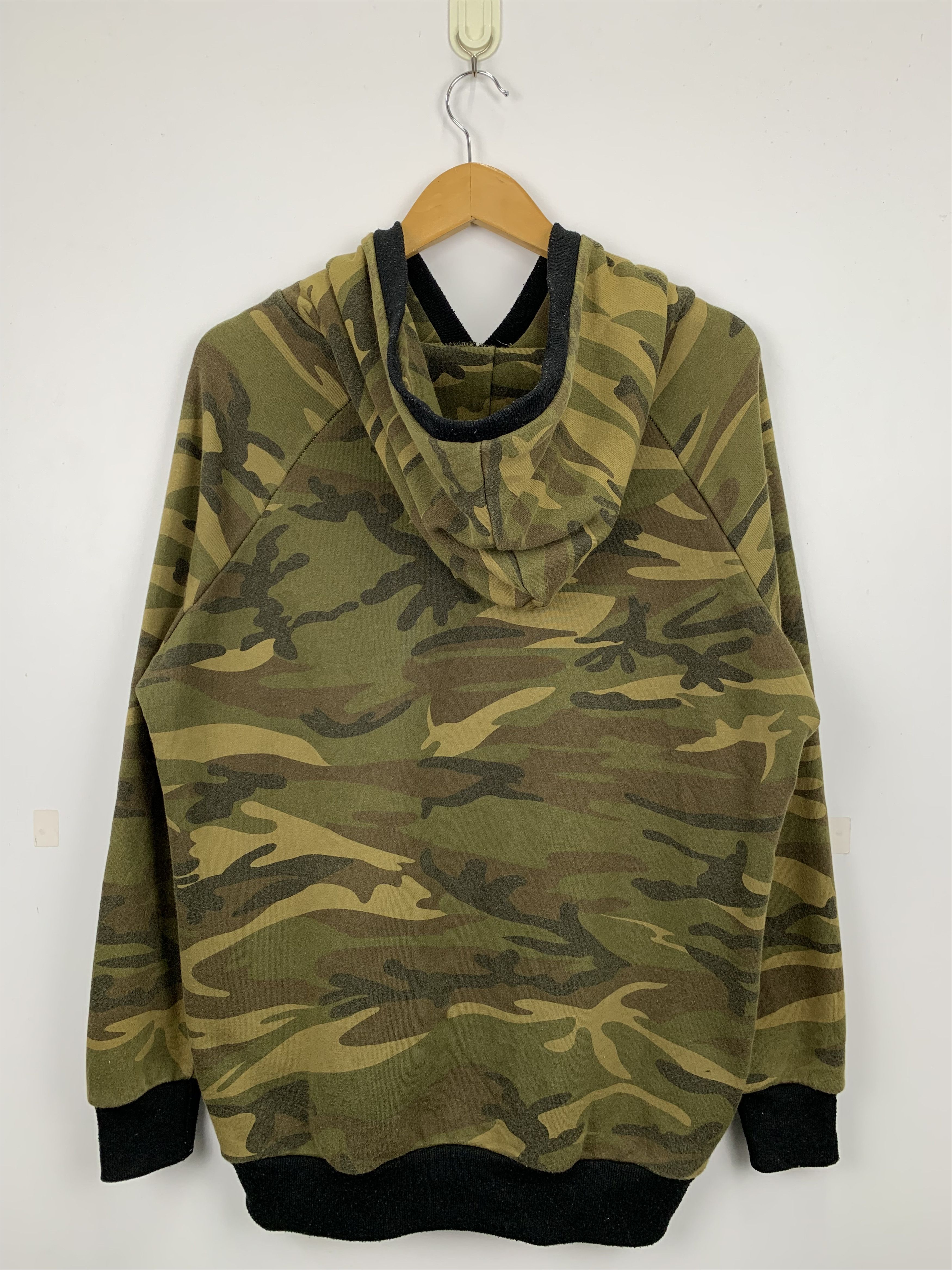 Japanese Brand × Vintage Vintage Japanese Brand Camo Hoodie Pullover Jacket Size US L / EU 52-54 / 3 - 2 Thumbnail