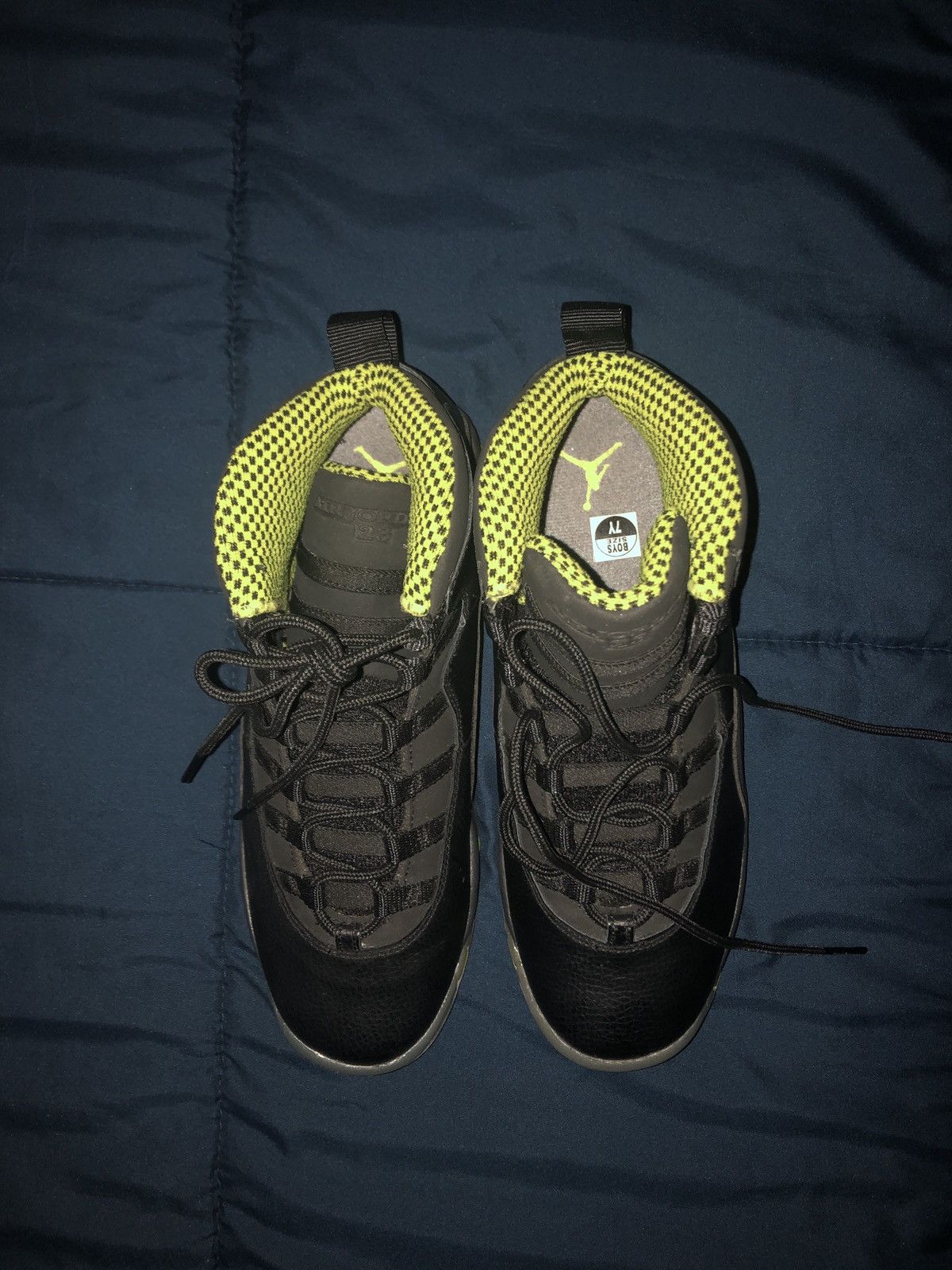 Jordan Brand Air Jordan 10 venom Size US 7 / EU 40 - 1 Thumbnail