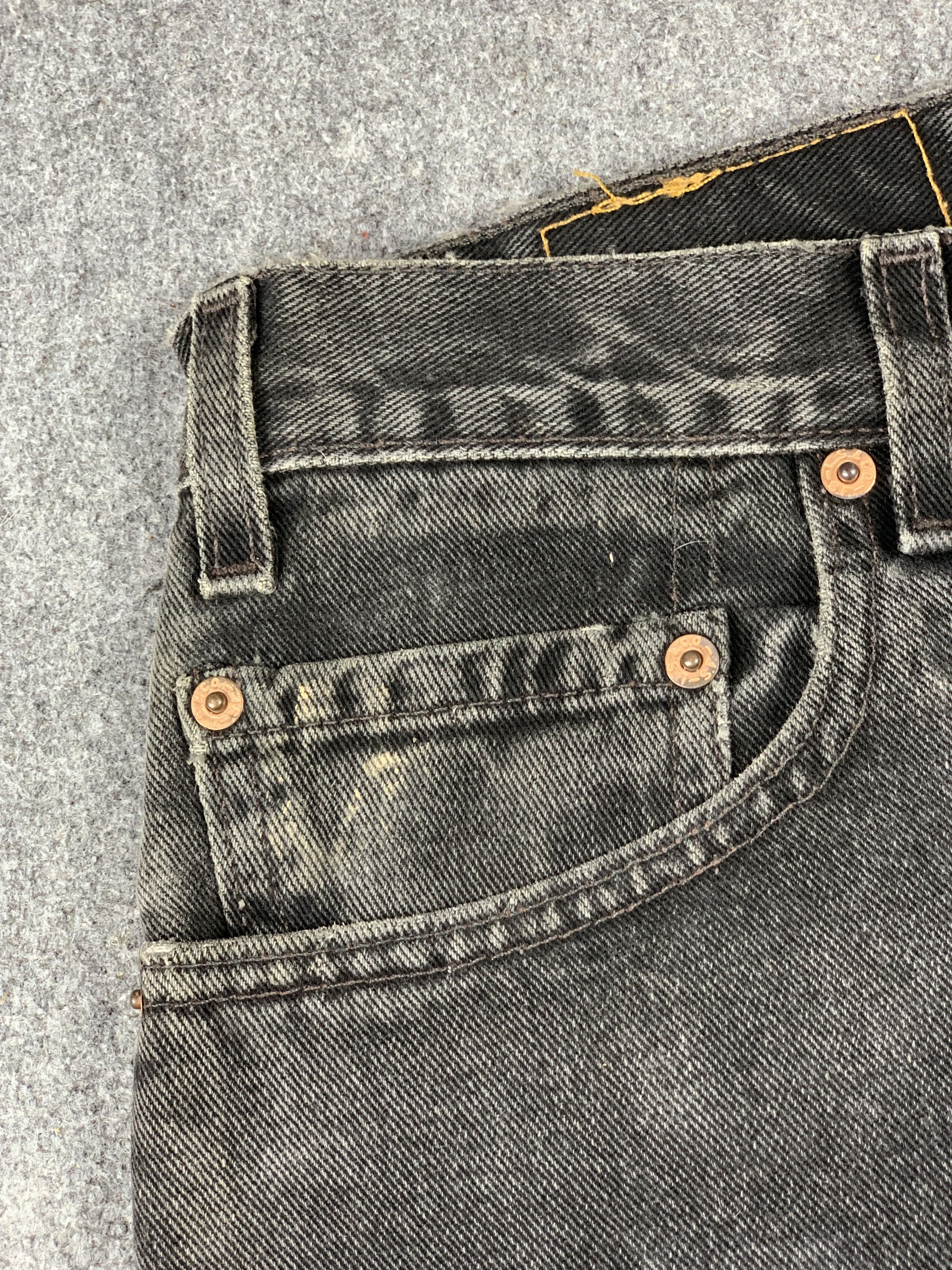 Levi's Vintage 90s Levis 505 Faded Black Jeans DP2134 Size US 34 / EU 50 - 12 Thumbnail