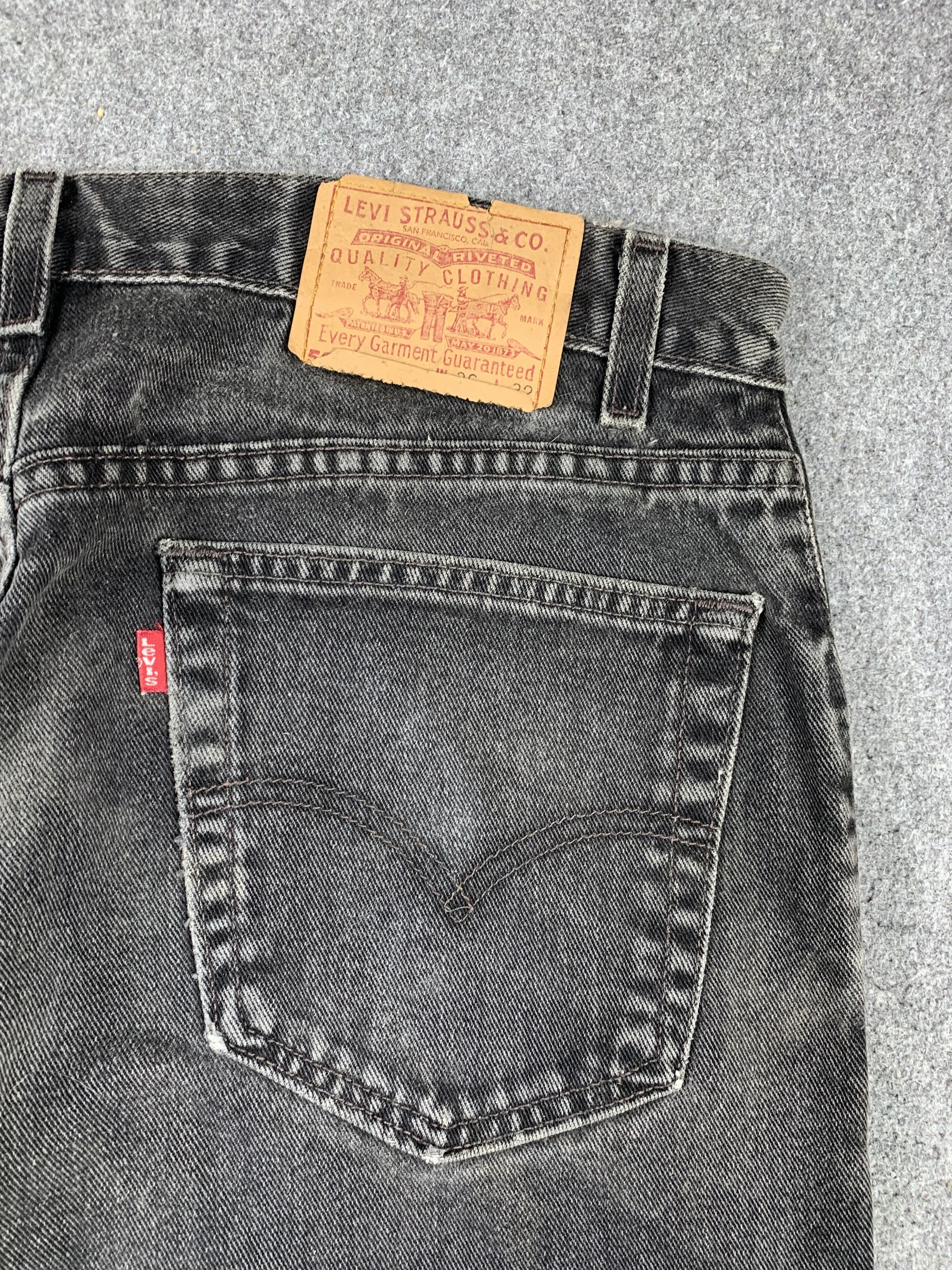 Levi's Vintage 90s Levis 505 Faded Black Jeans DP2134 Size US 34 / EU 50 - 17 Thumbnail