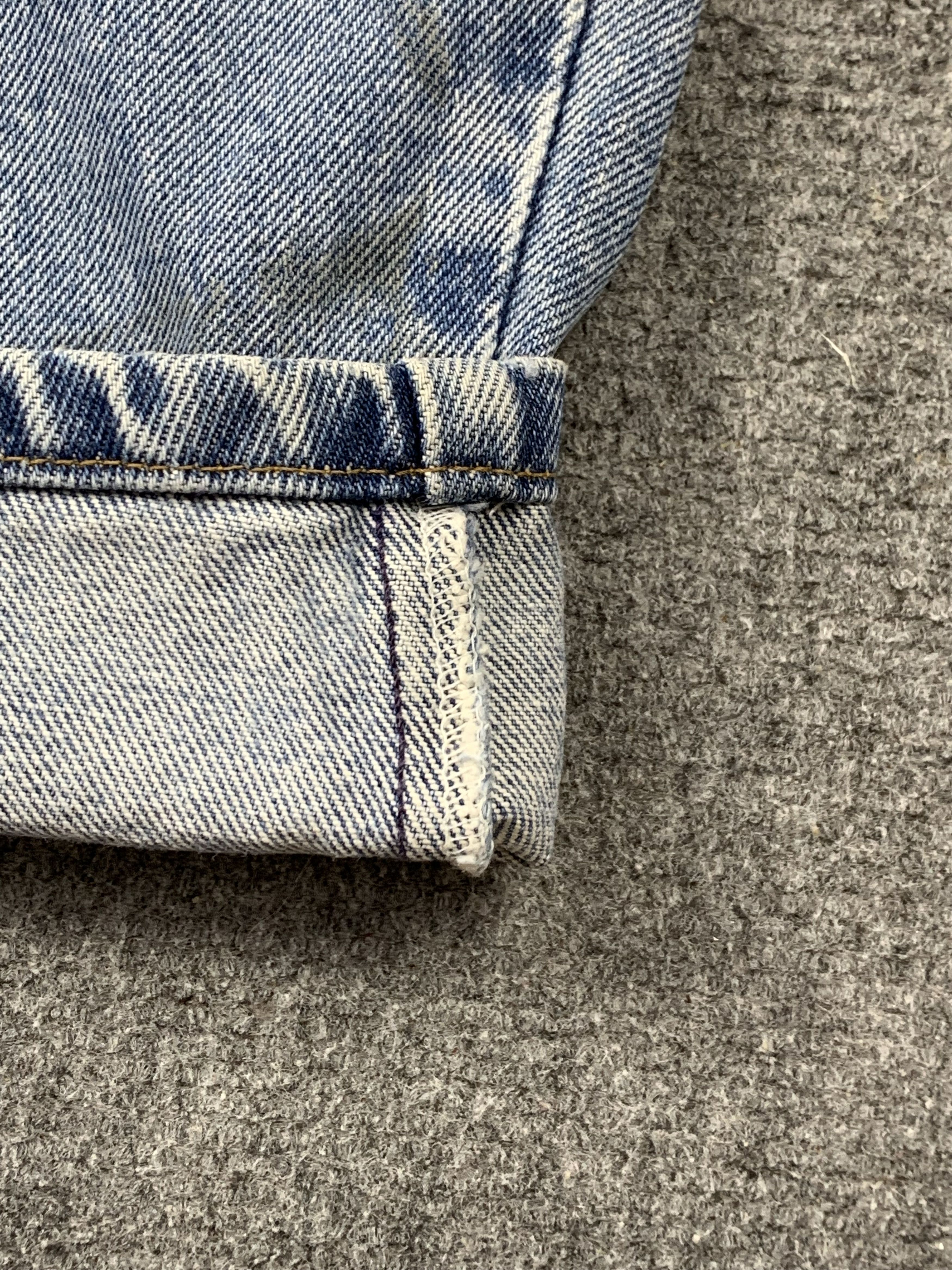Levi's Vintage 90s Levis 560 Light Wash Jeans DP2136 Size US 40 / EU 56 - 8 Thumbnail