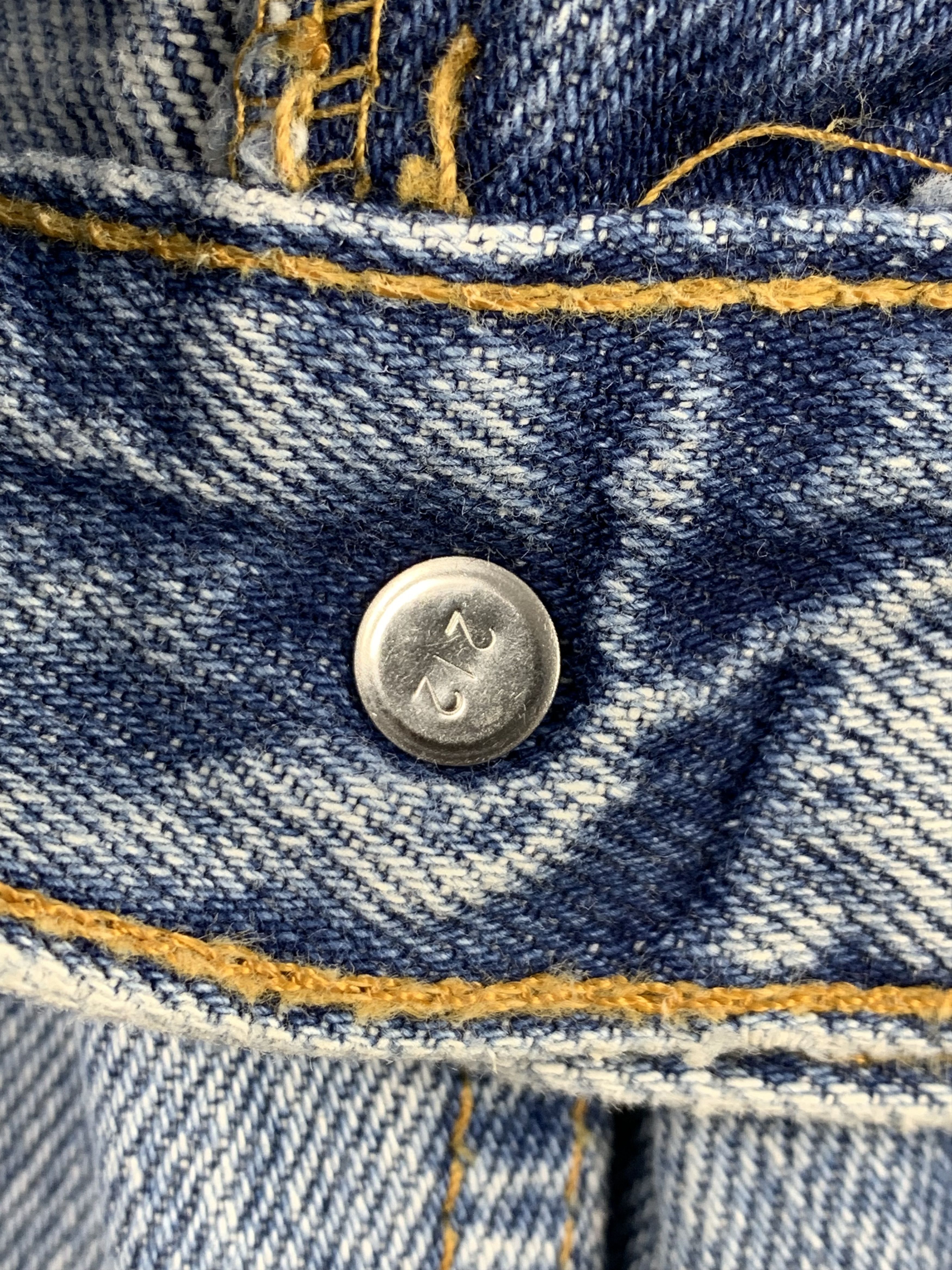 Levi's Vintage 90s Levis 550 Light Wash Jeans DP2141 Size US 41 - 6 Thumbnail