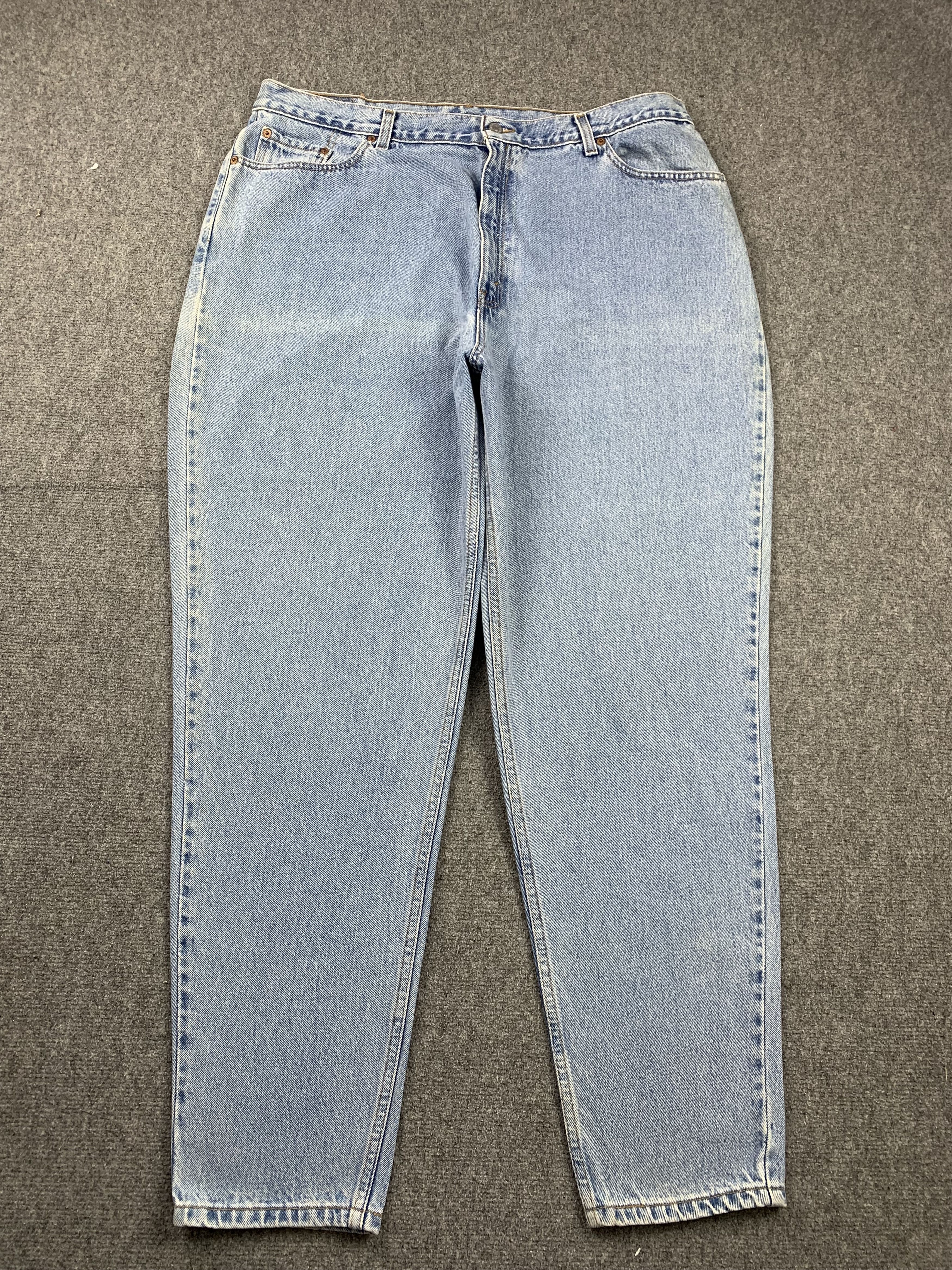 Levi's Vintage 90s Levis 550 Light Wash Jeans DP2142 Size US 38 / EU 54 - 1 Thumbnail