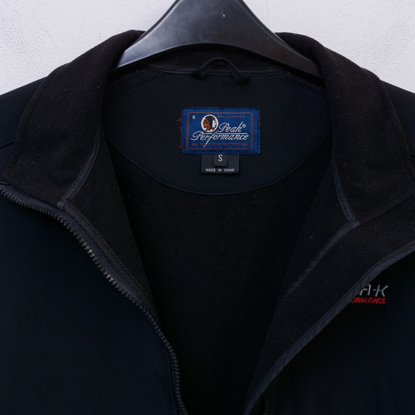 Peak Performance Women's Windbreaker Jacket Coat Softshell Active Zip Up Size S / US 4 / IT 40 - 3 Thumbnail