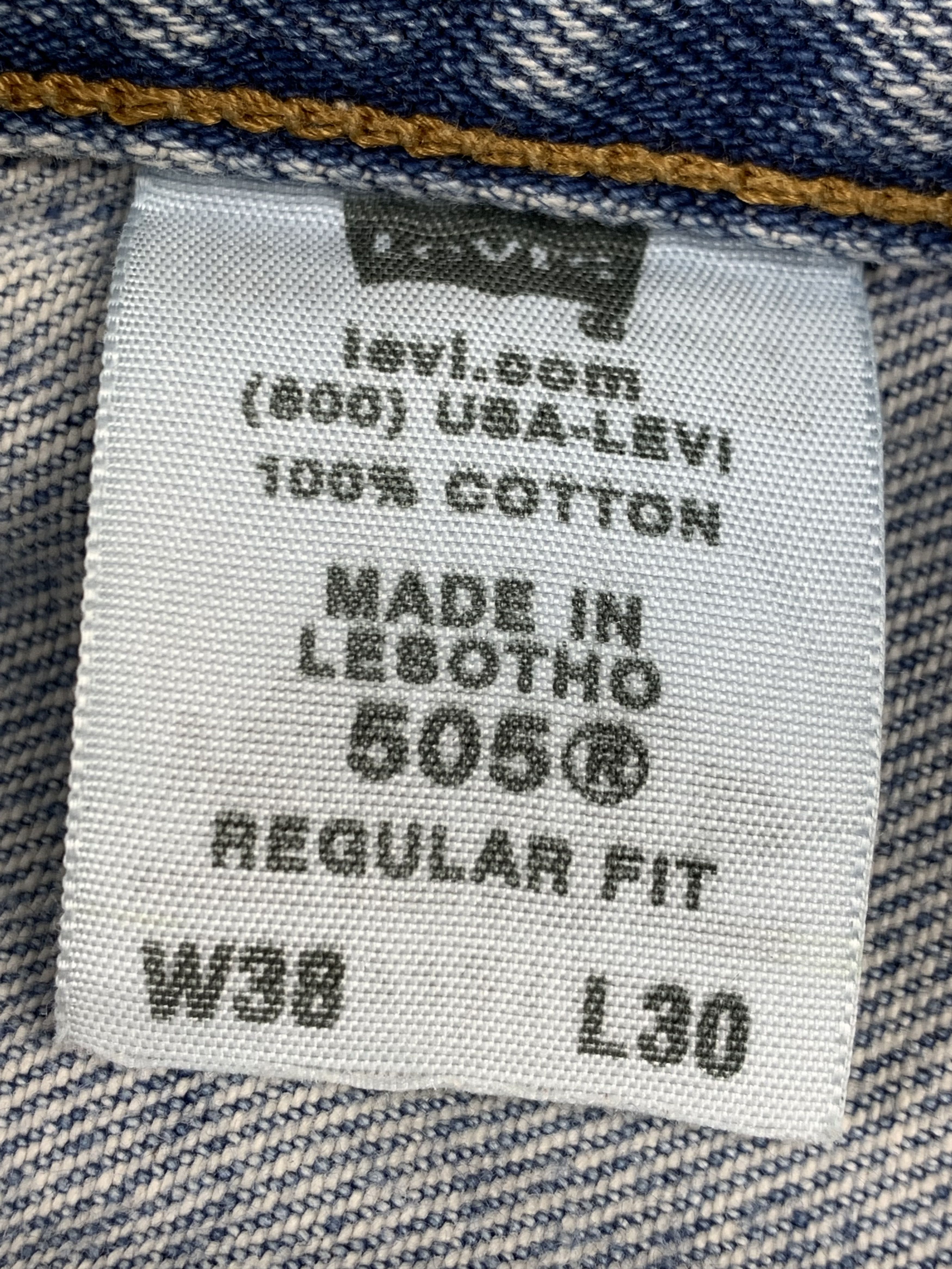 Levi's Vintage Levis 505 Faded Blue Jeans DP2144 Size US 37 - 6 Thumbnail