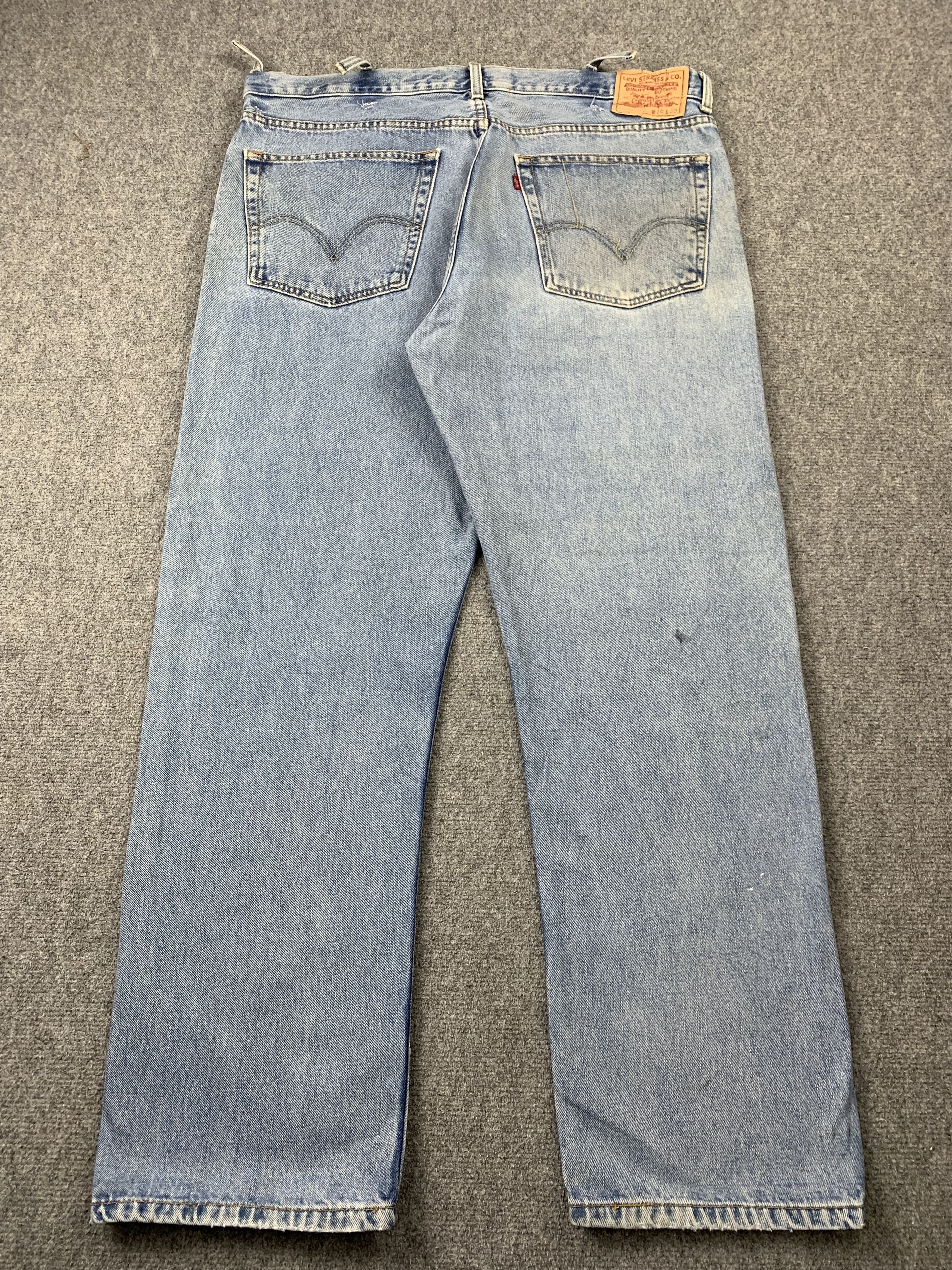 Levi's Vintage Levis 505 Faded Blue Jeans DP2144 Size US 37 - 2 Thumbnail
