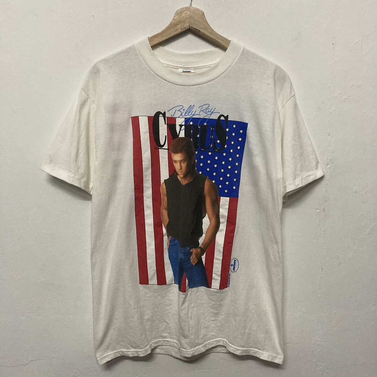 Band Tees Vintage 1993 Billy Ray Cyrus I Aint’t Your Dog No More Tour Size US M / EU 48-50 / 2 - 1 Thumbnail
