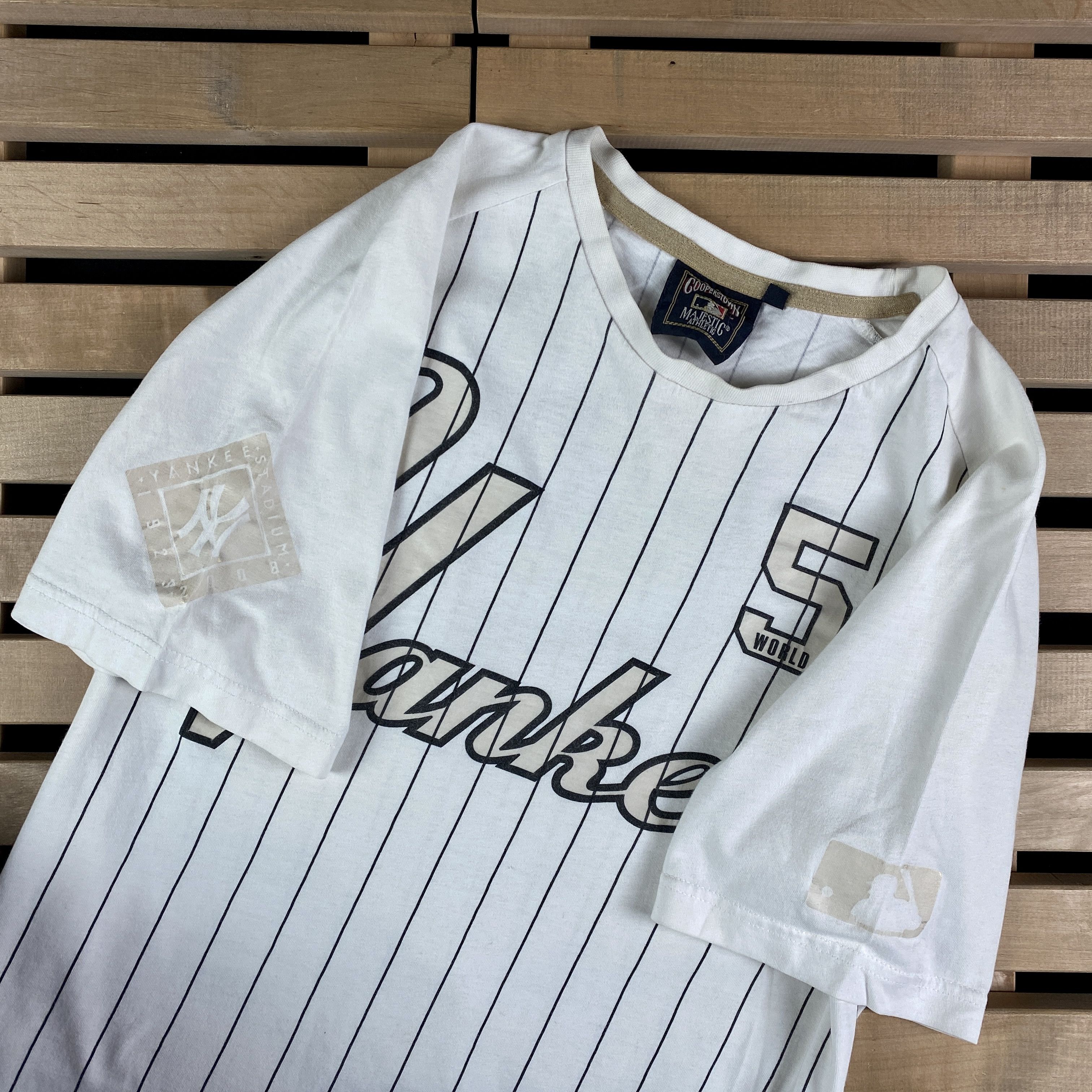 Majestic × New York Yankees × Vintage Mens T Shirt Yankees 52 Majestic Size S Size US S / EU 44-46 / 1 - 4 Thumbnail