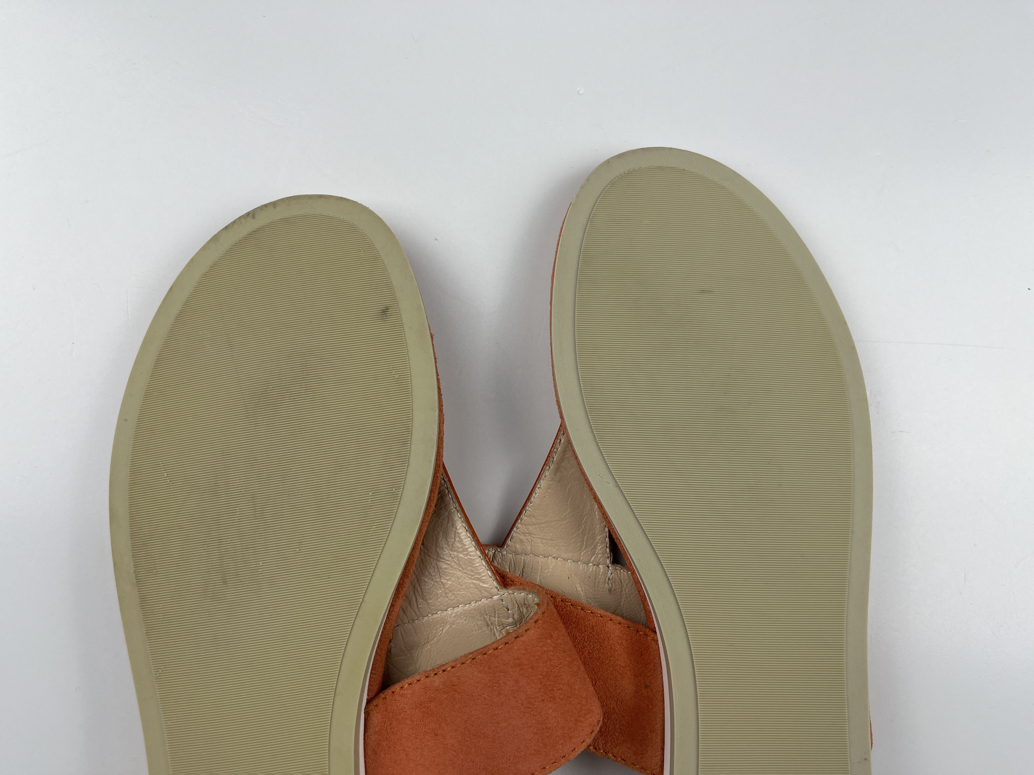 Bogner Bogner Flip Flop Suede Sandals Size US 7 / IT 37 - 13 Thumbnail