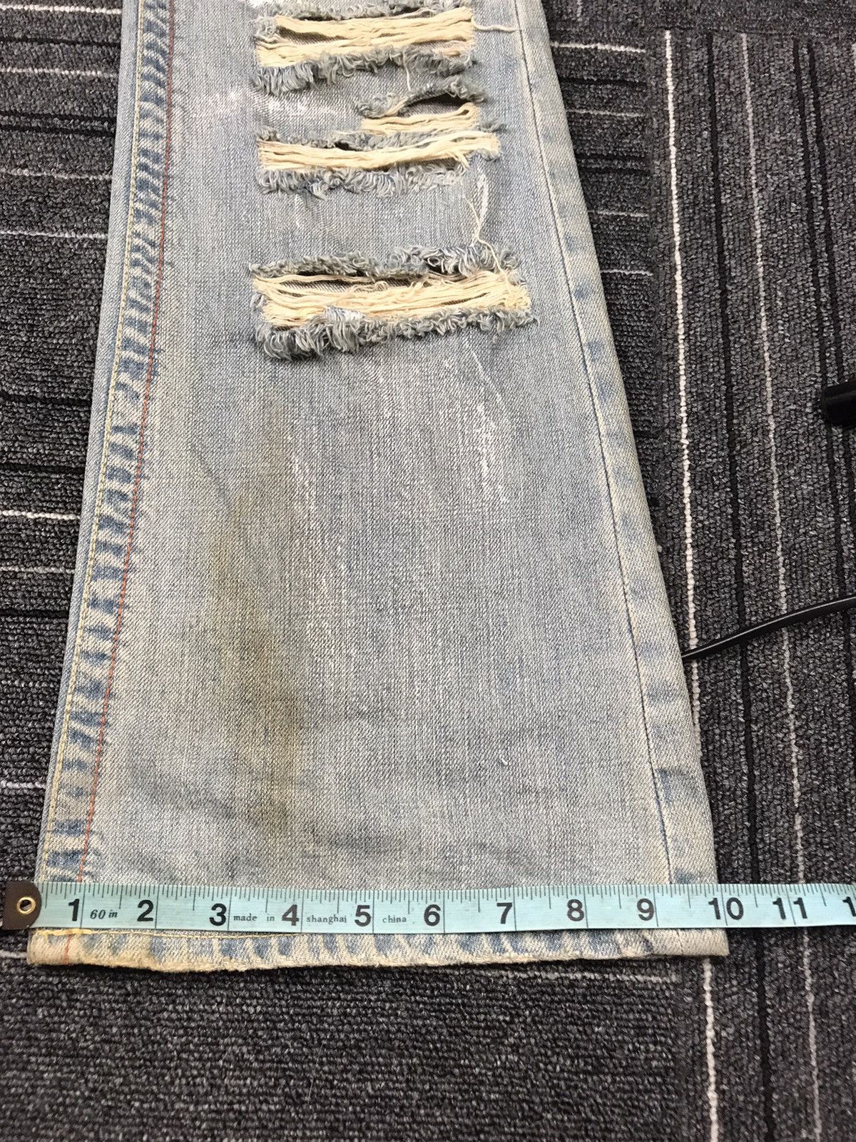 Vanquish Vanquish punk/goth style bootcut distressed denim jeans Size US 32 / EU 48 - 14 Thumbnail
