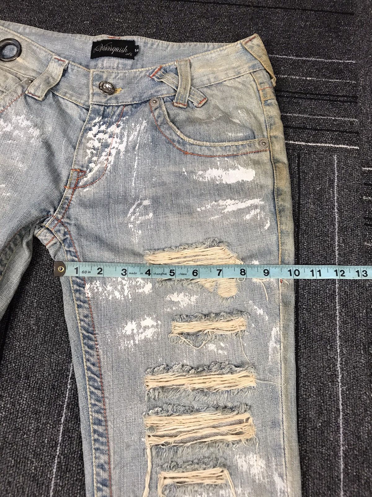 Vanquish Vanquish punk/goth style bootcut distressed denim jeans Size US 32 / EU 48 - 16 Thumbnail