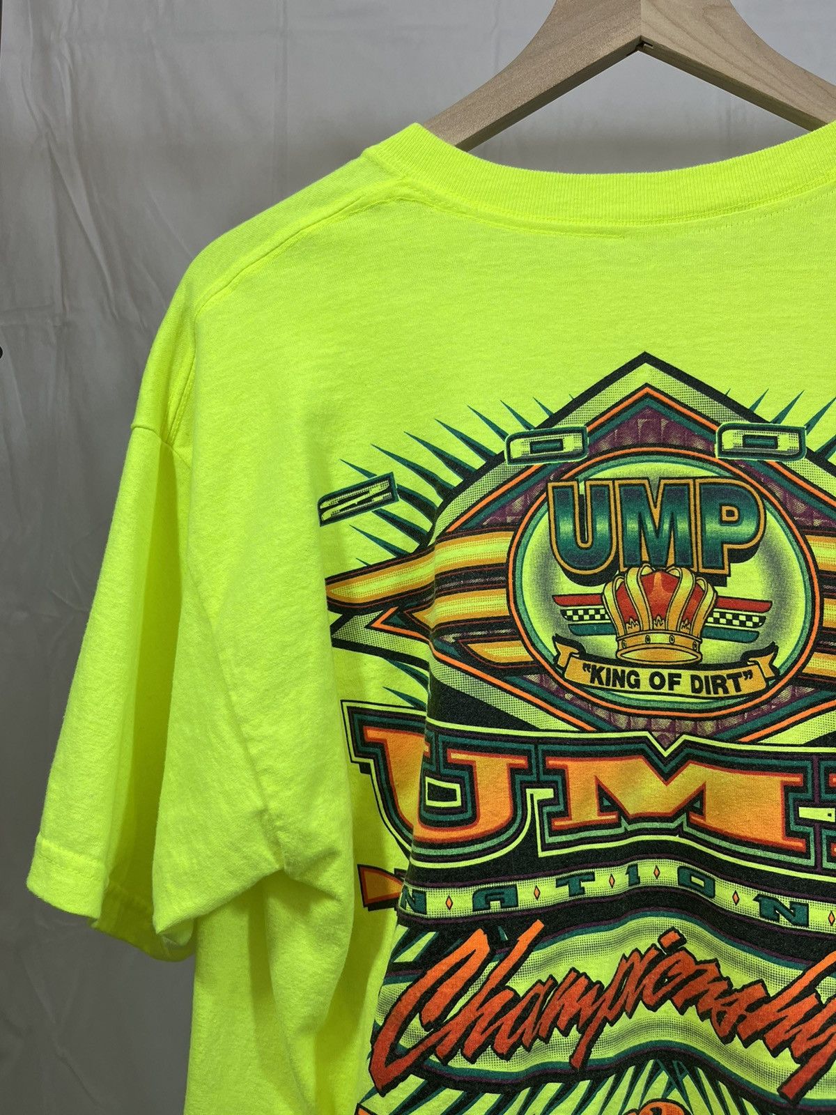 Vintage 2000s Speedway Car Race Y2K Neon Tee Size US L / EU 52-54 / 3 - 11 Thumbnail