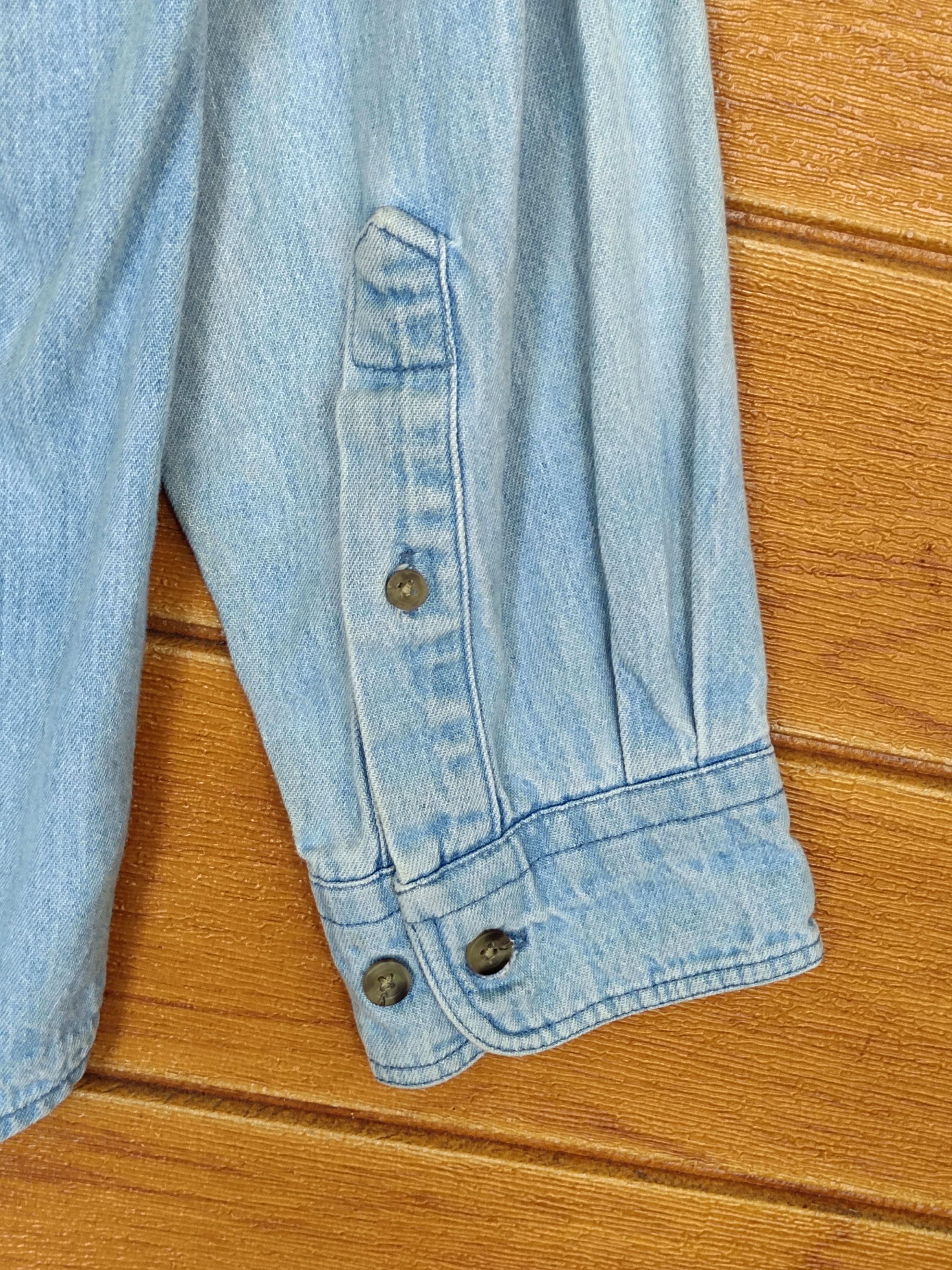 Vintage × Woolrich Woolen Mills Vintage 80s Woolrich "Aztec" Denim Shirt Size US L / EU 52-54 / 3 - 12 Thumbnail