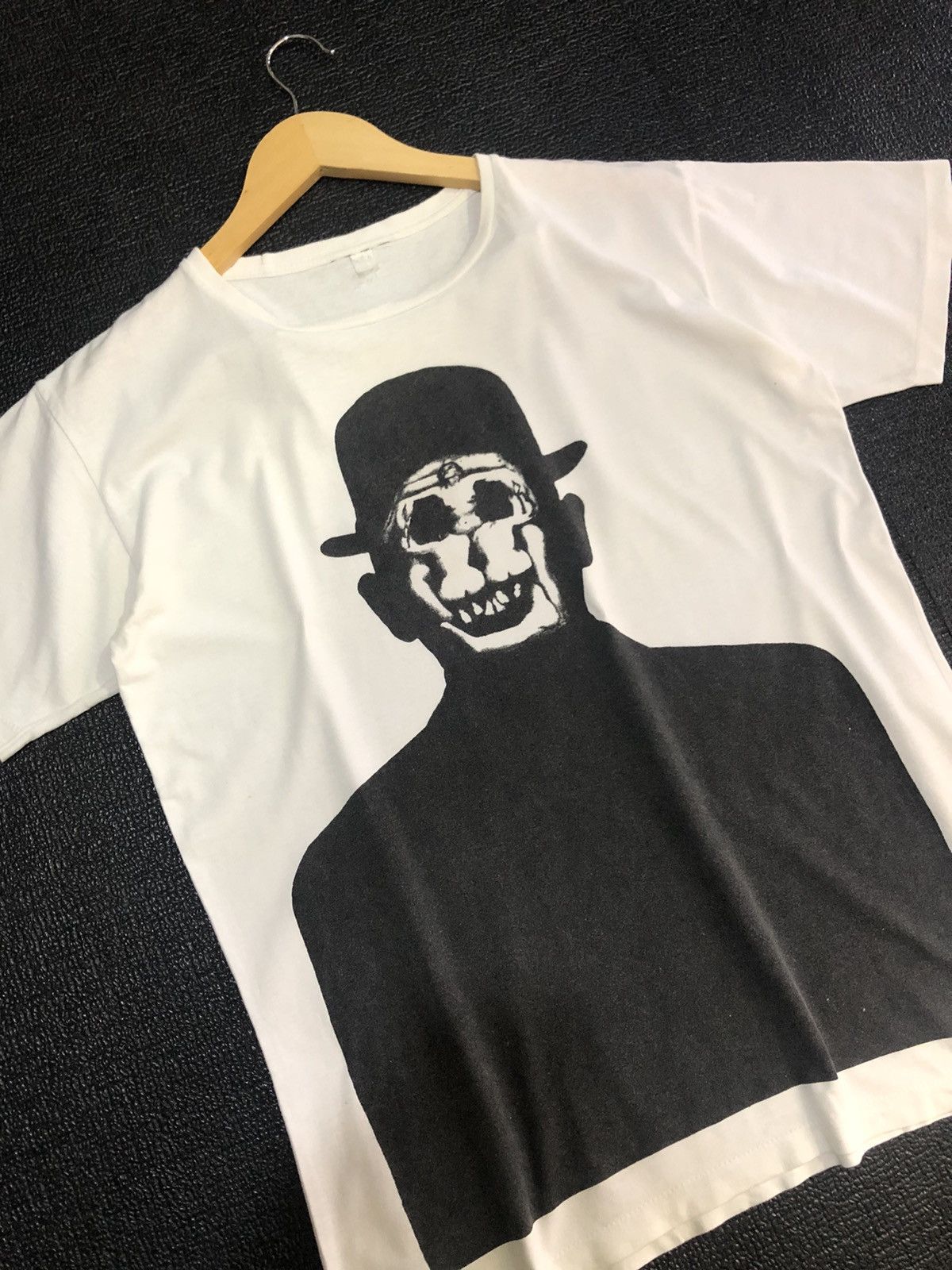 Designer VINTAGE SALVADOR DALI WOMEN SKULL ART WITH SEXY LOGO Size US M / EU 48-50 / 2 - 3 Thumbnail