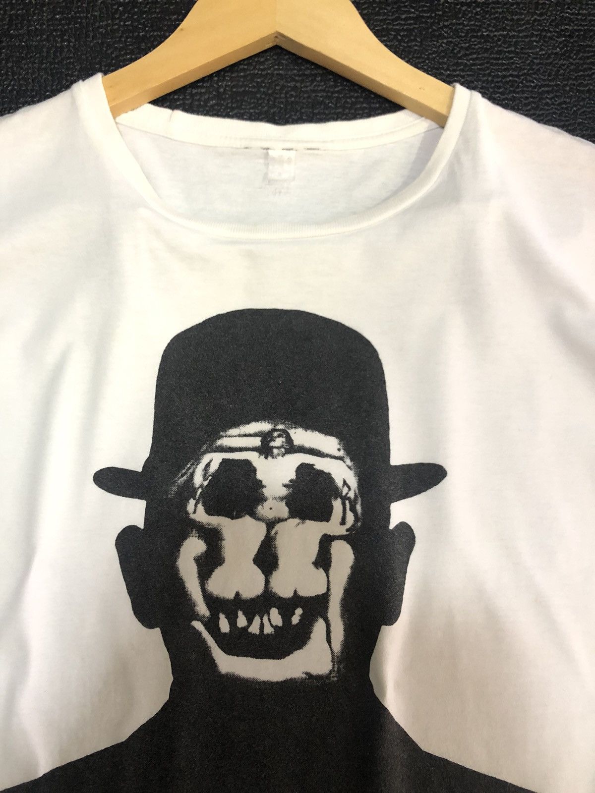 Designer VINTAGE SALVADOR DALI WOMEN SKULL ART WITH SEXY LOGO Size US M / EU 48-50 / 2 - 8 Thumbnail