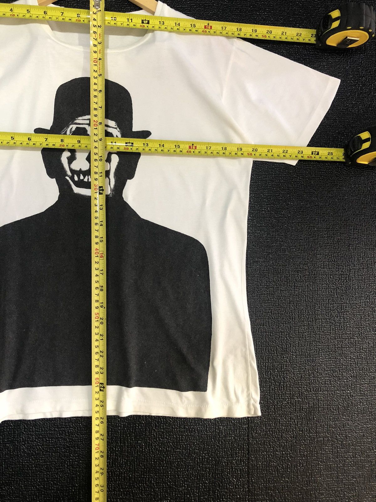 Designer VINTAGE SALVADOR DALI WOMEN SKULL ART WITH SEXY LOGO Size US M / EU 48-50 / 2 - 14 Thumbnail
