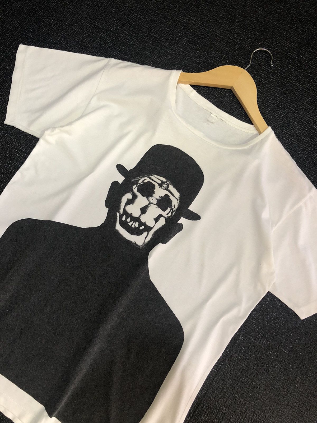 Designer VINTAGE SALVADOR DALI WOMEN SKULL ART WITH SEXY LOGO Size US M / EU 48-50 / 2 - 4 Thumbnail