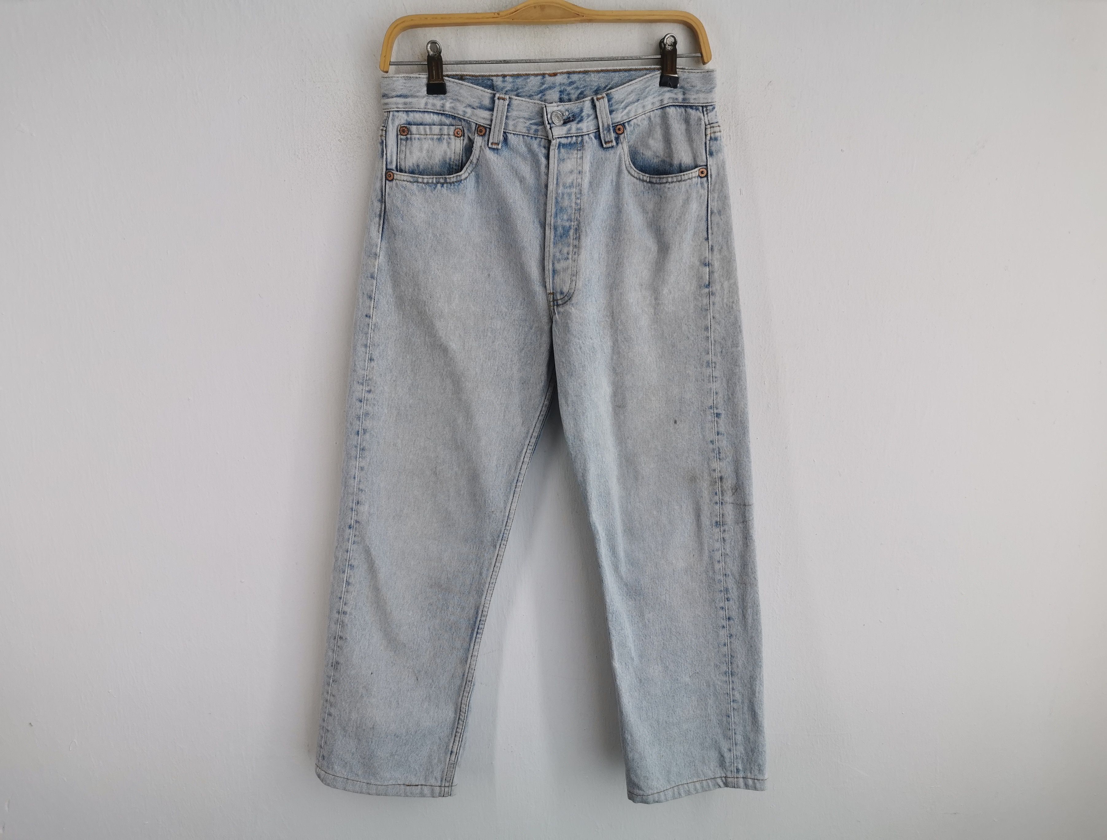 Vintage Levis 501 Distressed Jeans Made In USA Size 30/31x36