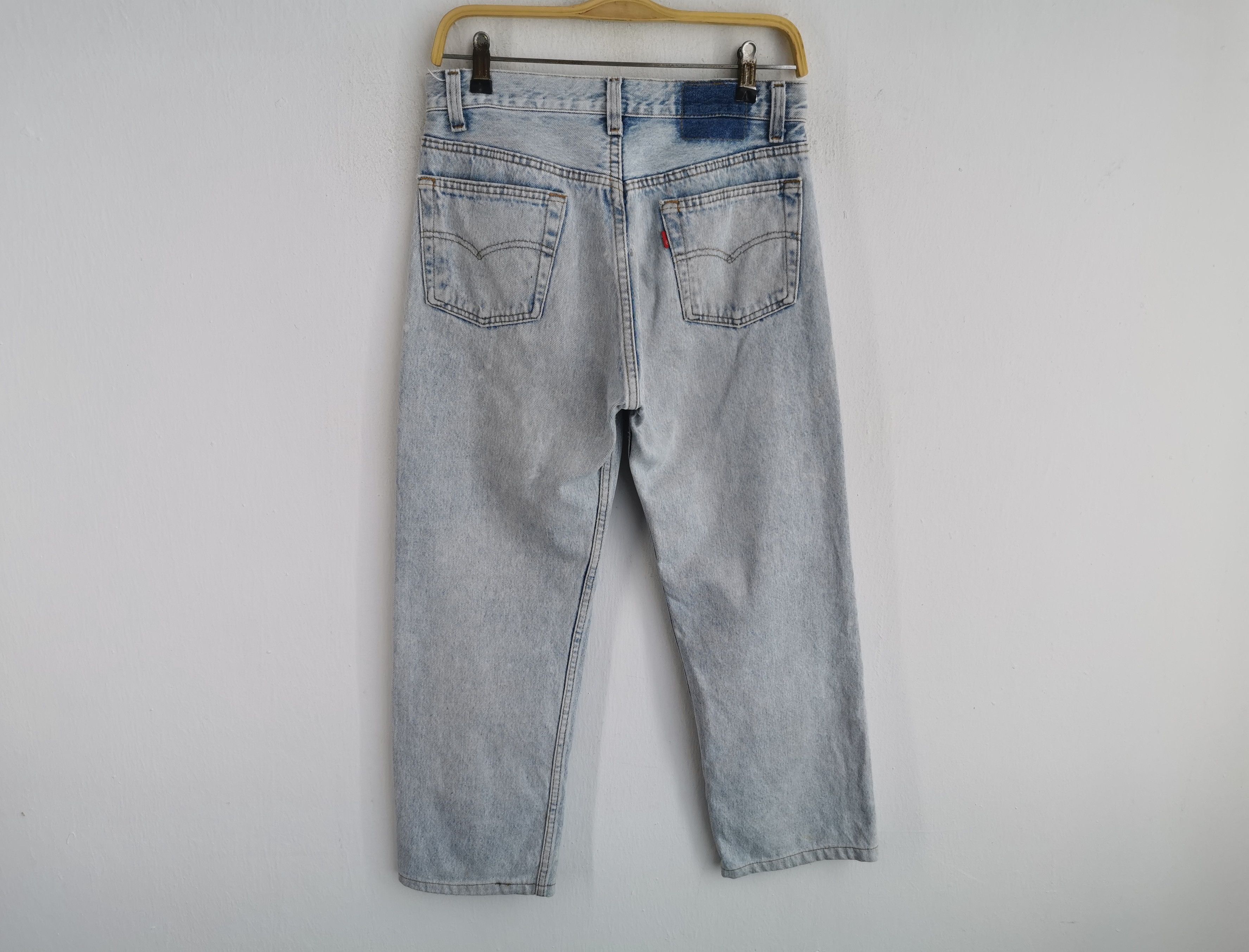 Vintage Levis 501 Distressed Jeans Made In USA Size 30/31x36