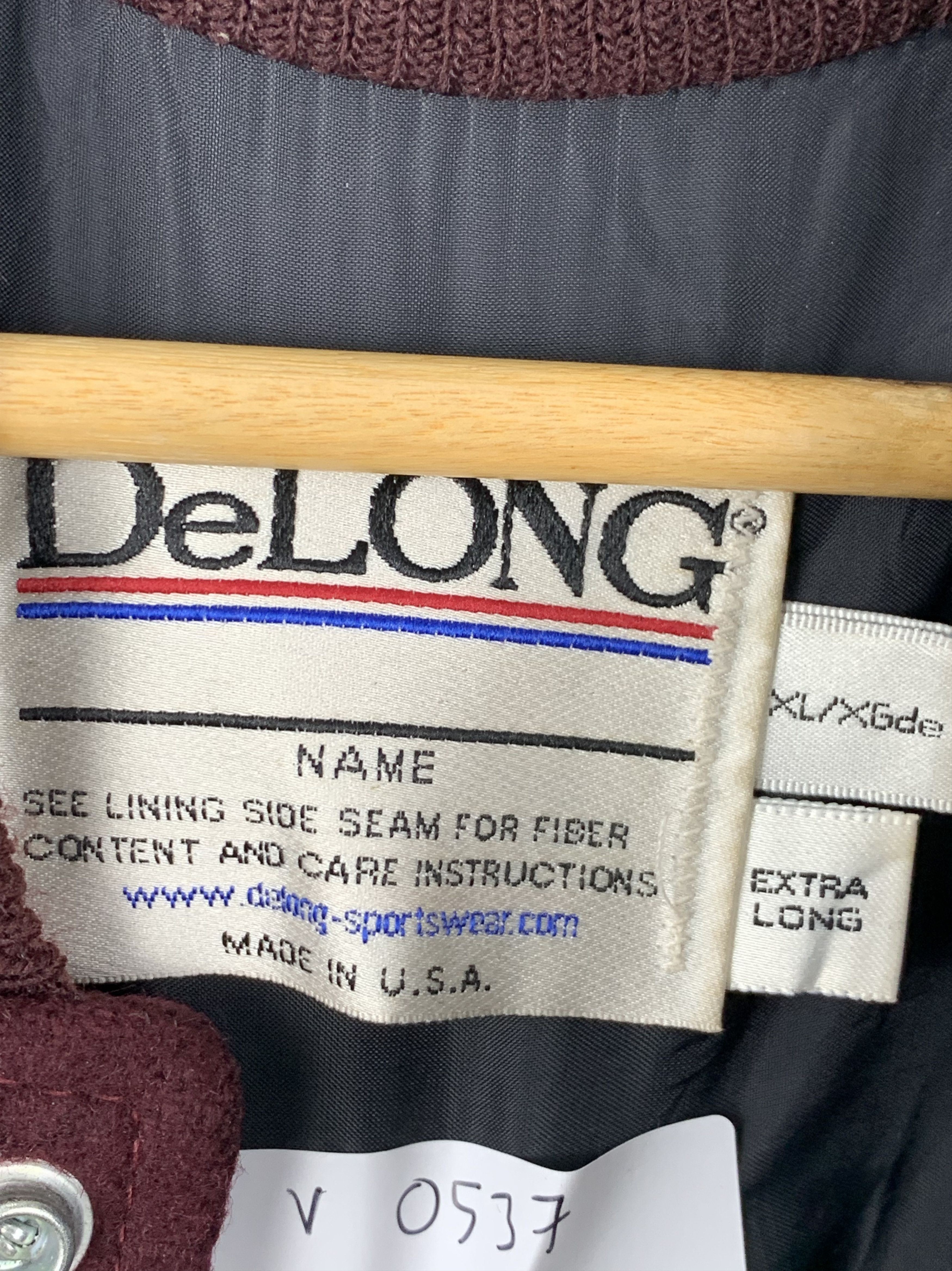 Delong Vintage 80s Delong Wool Sleeve Leather Varsity Jacket V0537 Size US XL / EU 56 / 4 - 8 Thumbnail