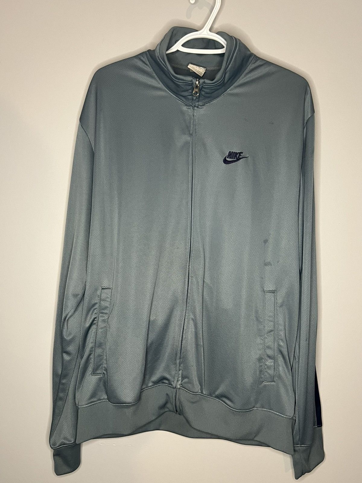 Nike warm up sweater