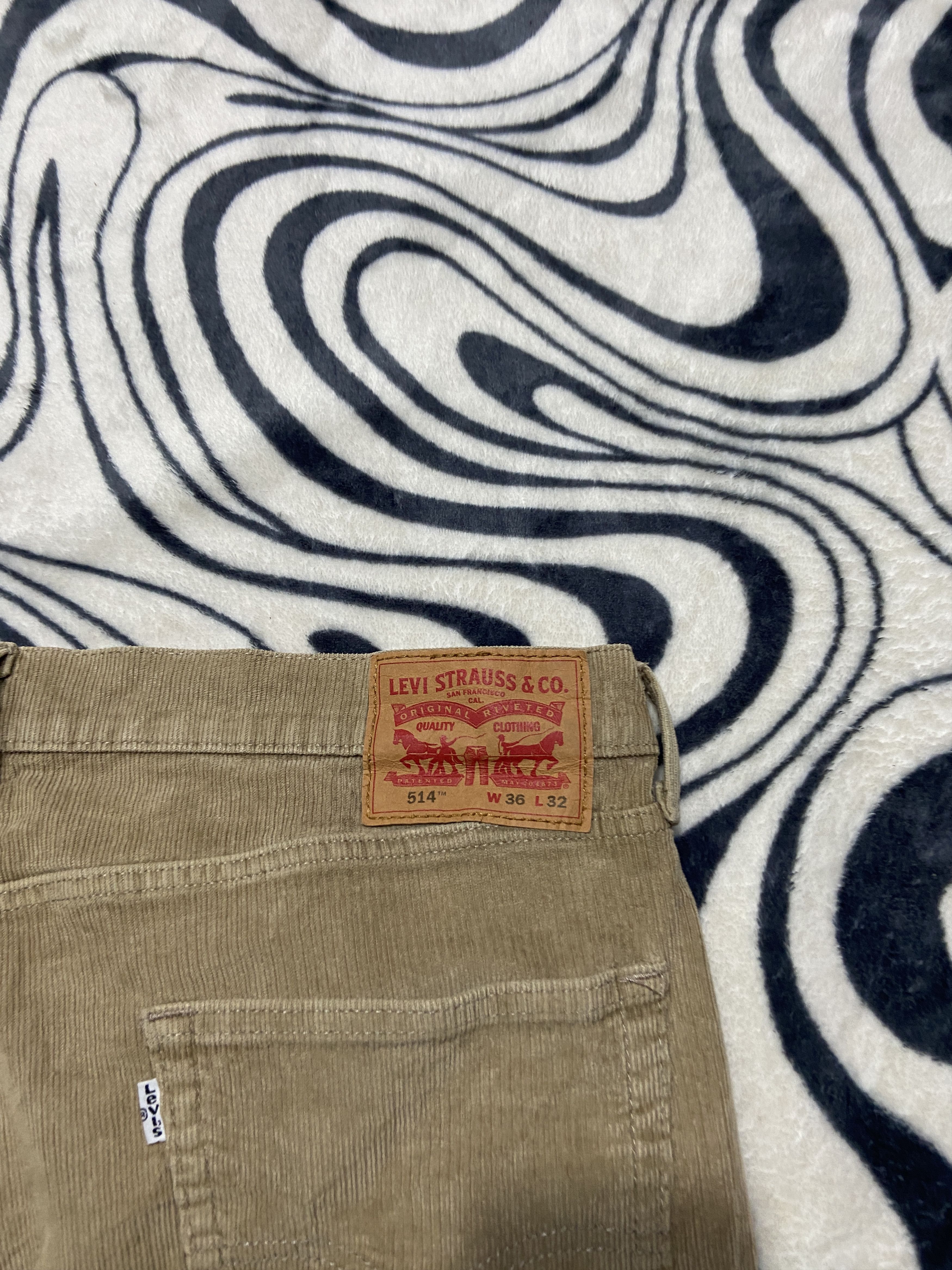 Levi's Levis 514 Vintage Mens Corduroy Denim Pants Size US 36 / EU 52 - 2 Thumbnail
