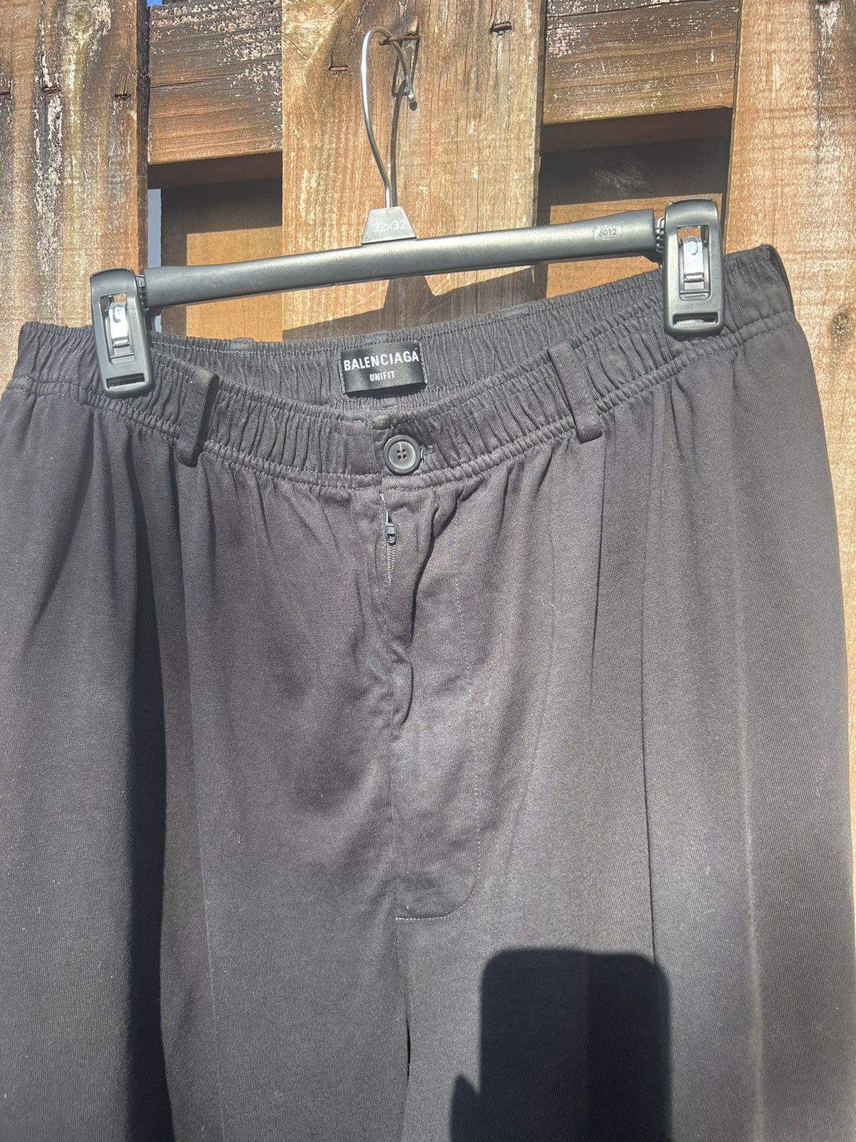 Baggy Tailored Pants Made of Vintage Jersey