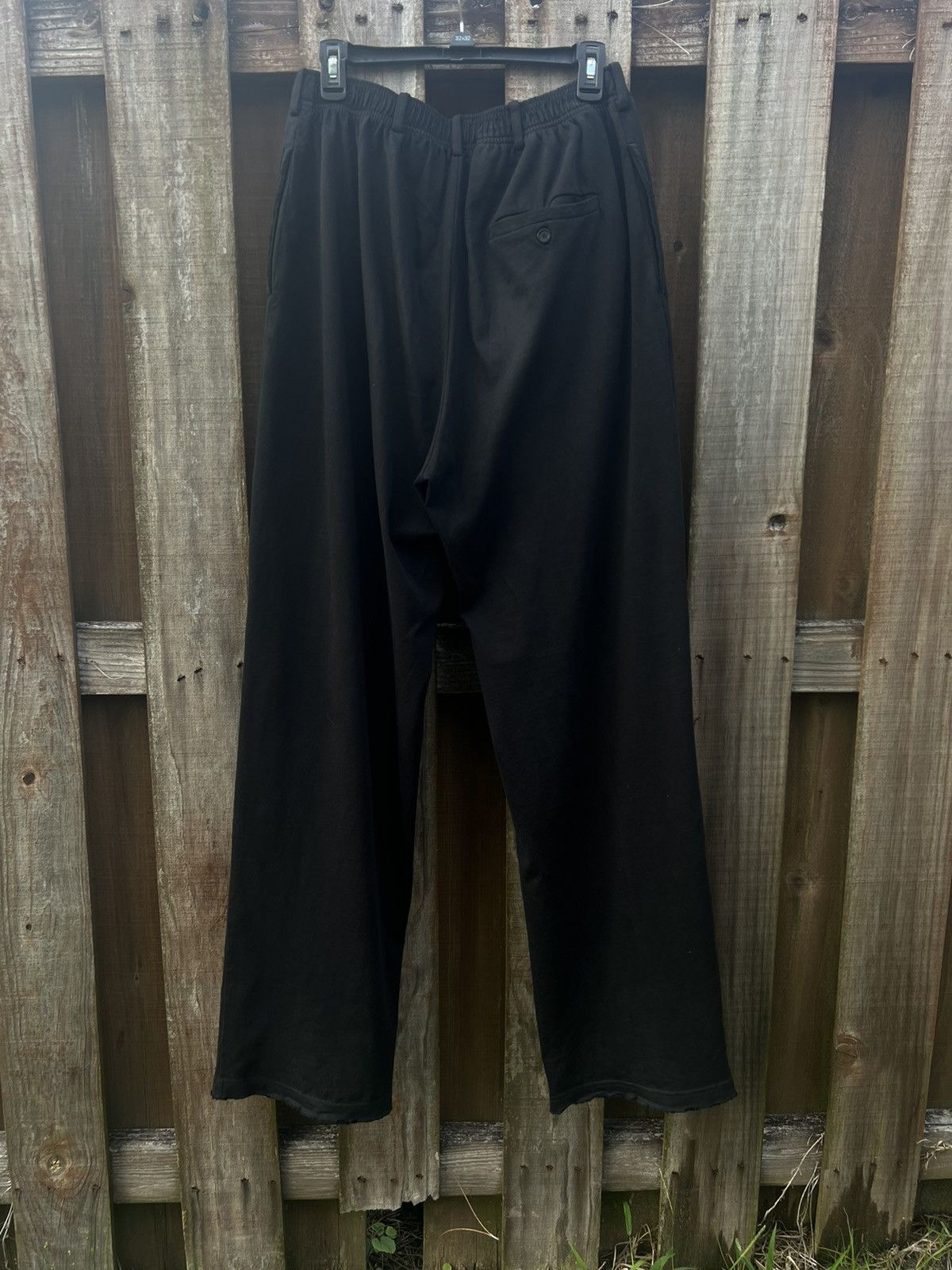 Baggy Tailored Pants Made of Vintage Jersey