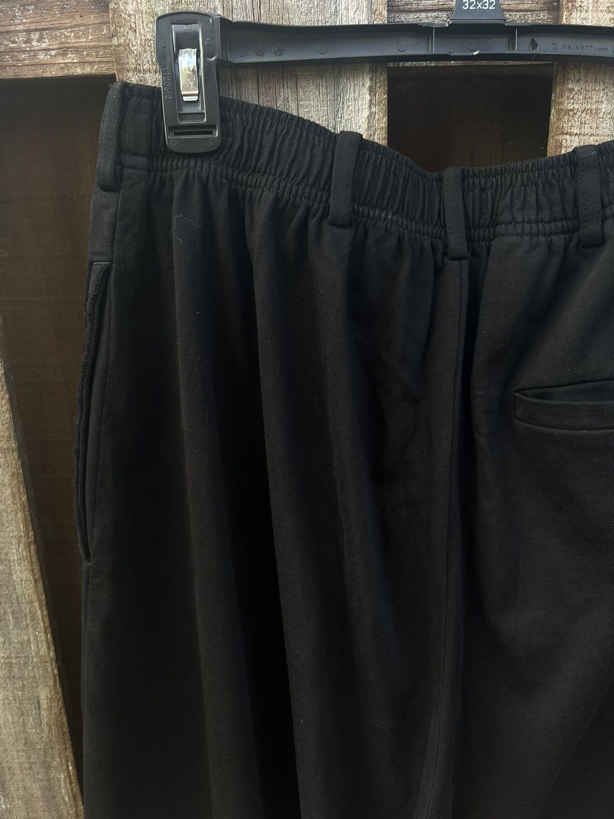 Baggy Tailored Pants Made of Vintage Jersey