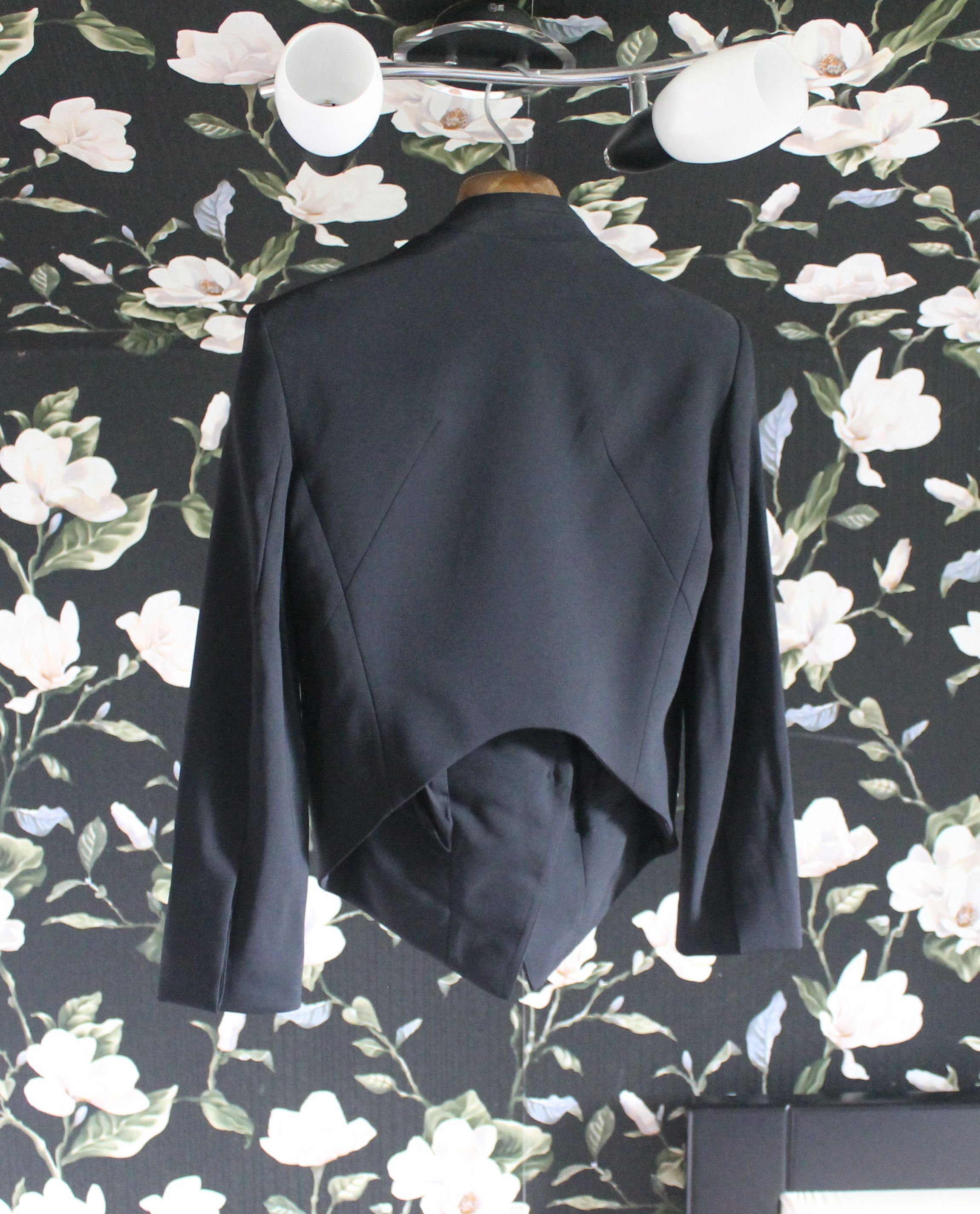 Helmut Lang Helmut Lang Size US2 Black Cropped Tuxedo Blazer Size XS / US 0-2 / IT 36-38 - 4 Thumbnail
