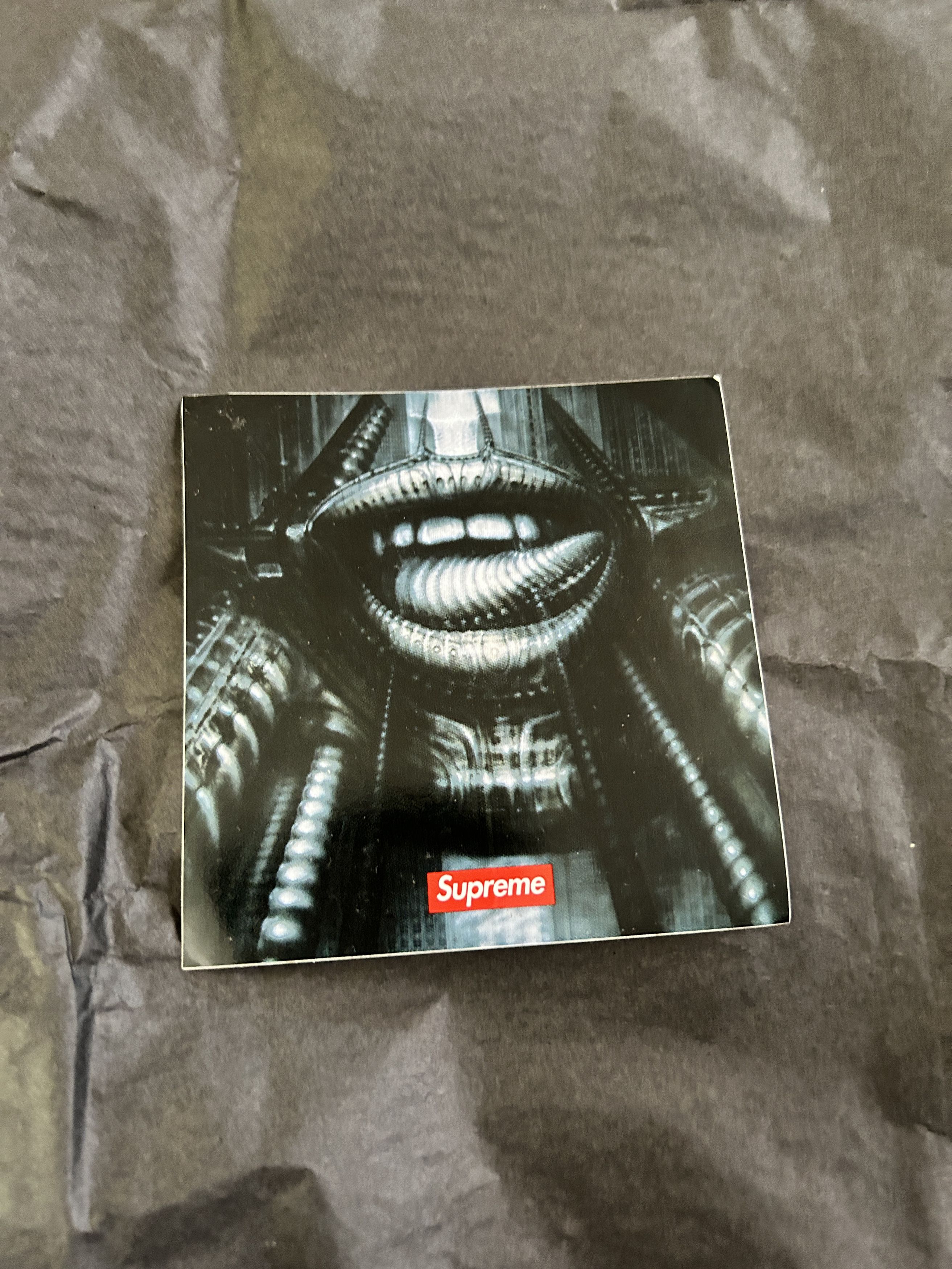 Supreme Supreme H.R. Giger Tongue Sticker Size ONE SIZE - 1 Preview