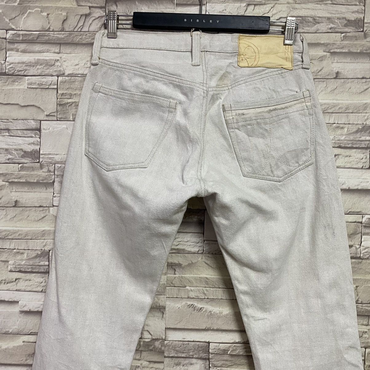 TUKI Japanese Brand TUKI OffWhite Colour Denim Jeans Size US 29 - 10 Thumbnail