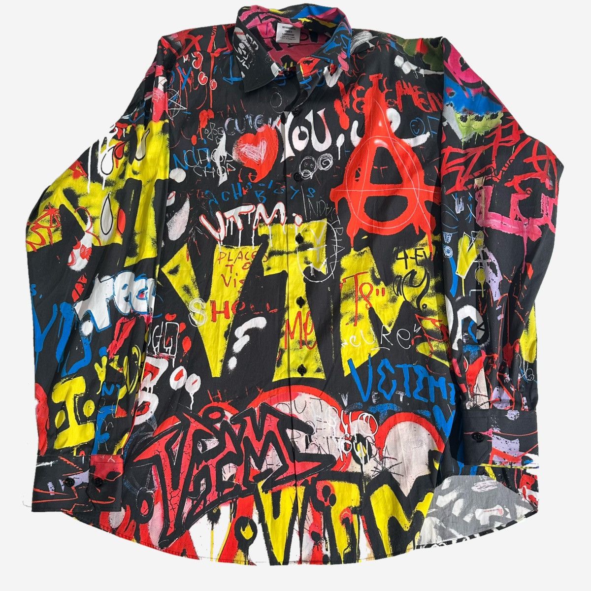 Vetements Vetements All Over Graffiti Button Up | Grailed