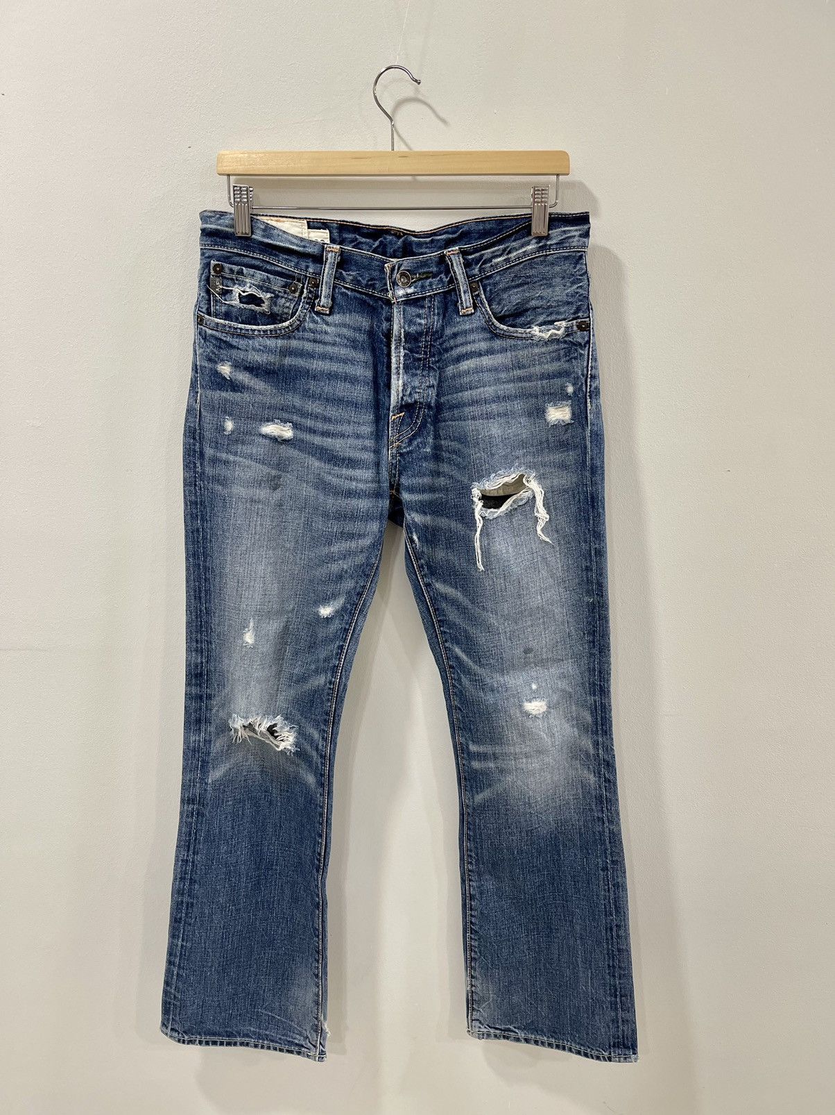 Abercrombie & Fitch VINTAGE DISTRESSED ABERCROMBIE & FITCH FLARED DENIM SIZE 32 Size US 32 / EU 48 - 1 Thumbnail