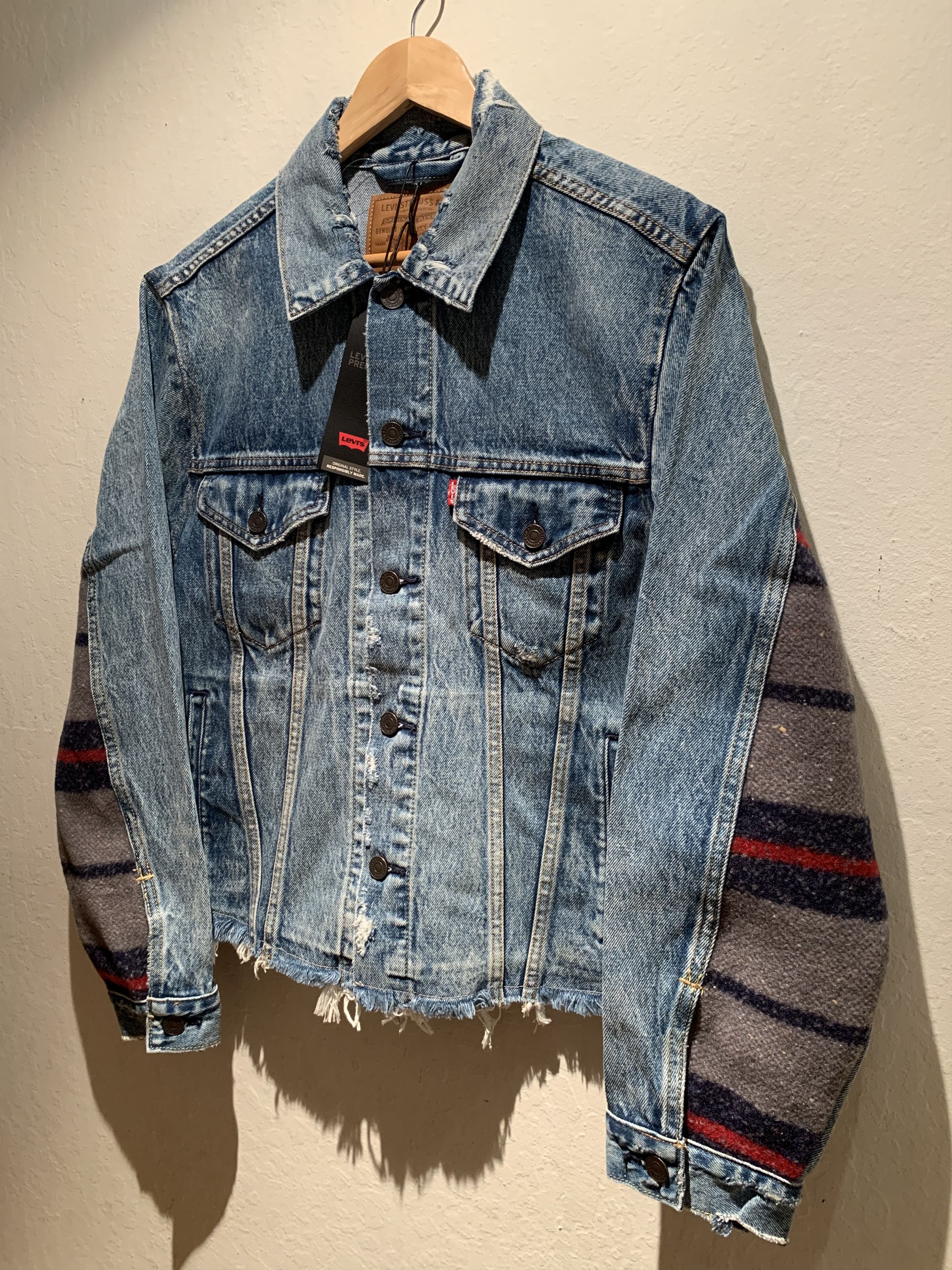 Levi's *RARE* New Levi’s Premium Big E Blanket Back Denim Jacket Size US XL / EU 56 / 4 - 1 Thumbnail