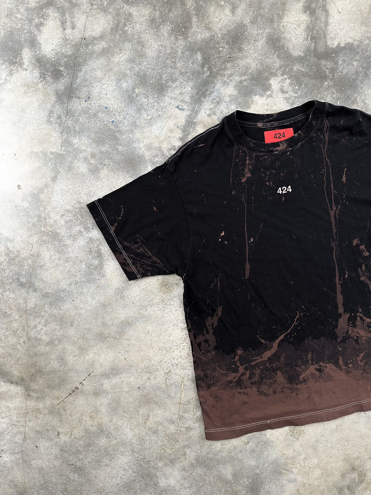 424 424 On Fairfax Black / Bleach Center Logo Tee Sz. Medium Size US M / EU 48-50 / 2 - 2 Thumbnail