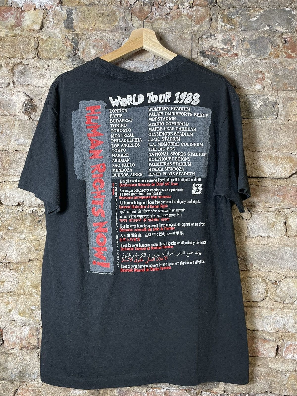 Reebok Vintage Reebok Human Rights Tour Tee - Large Size US L / EU 52-54 / 3 - 3 Thumbnail