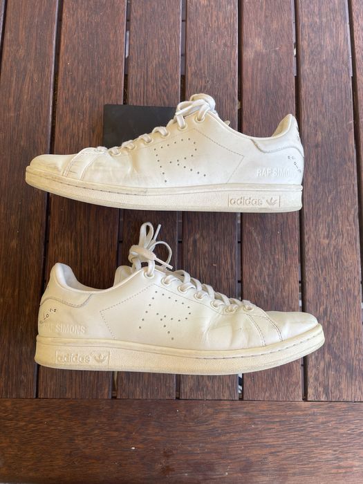 Cream raf simons hot sale stan smith