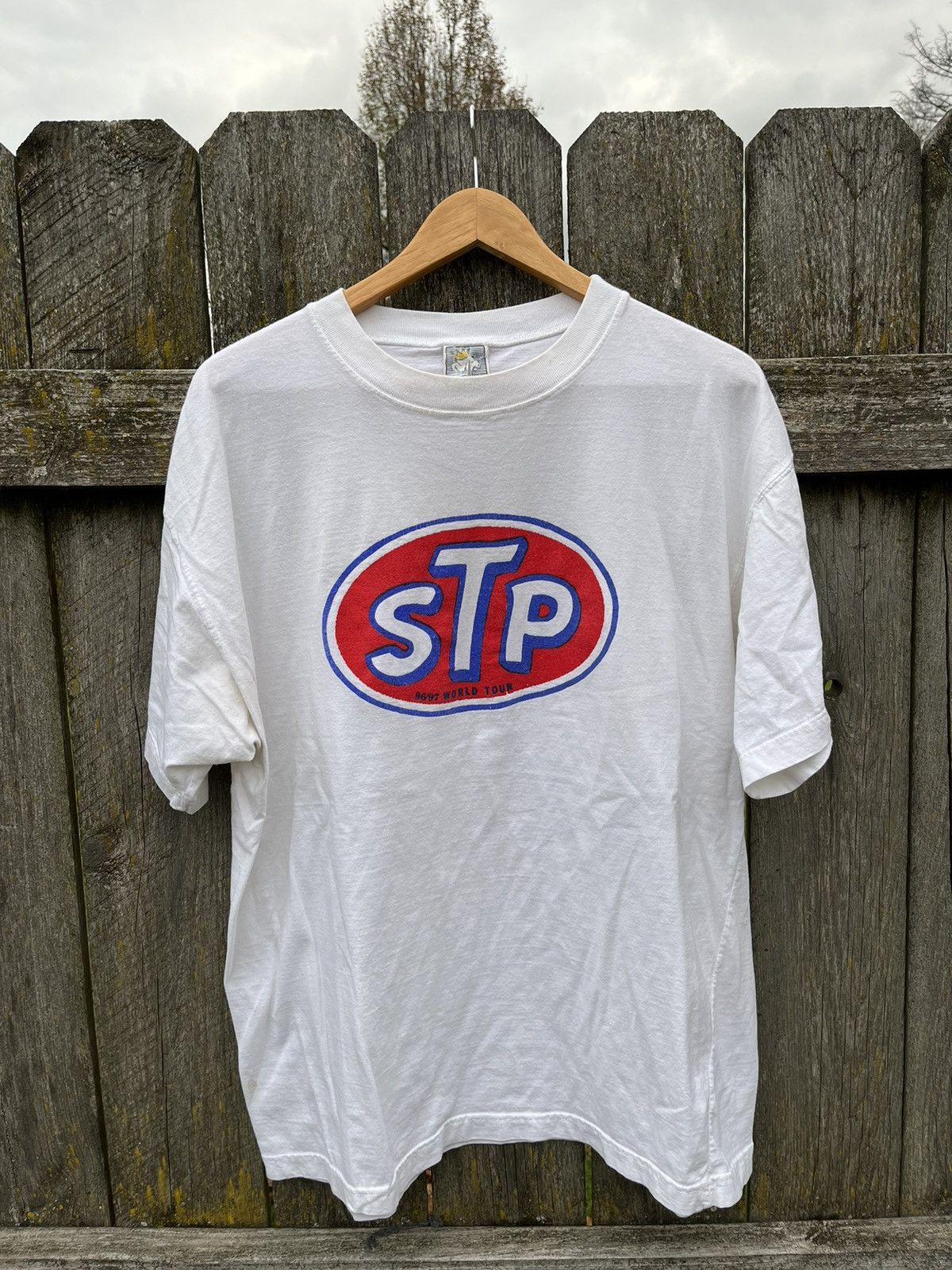 Maglietta Ufficiale Stone Temple Pilots – Logo Rosso Stampa Effetto Usurato, Nero, Taglie Dalla S Alla XXL