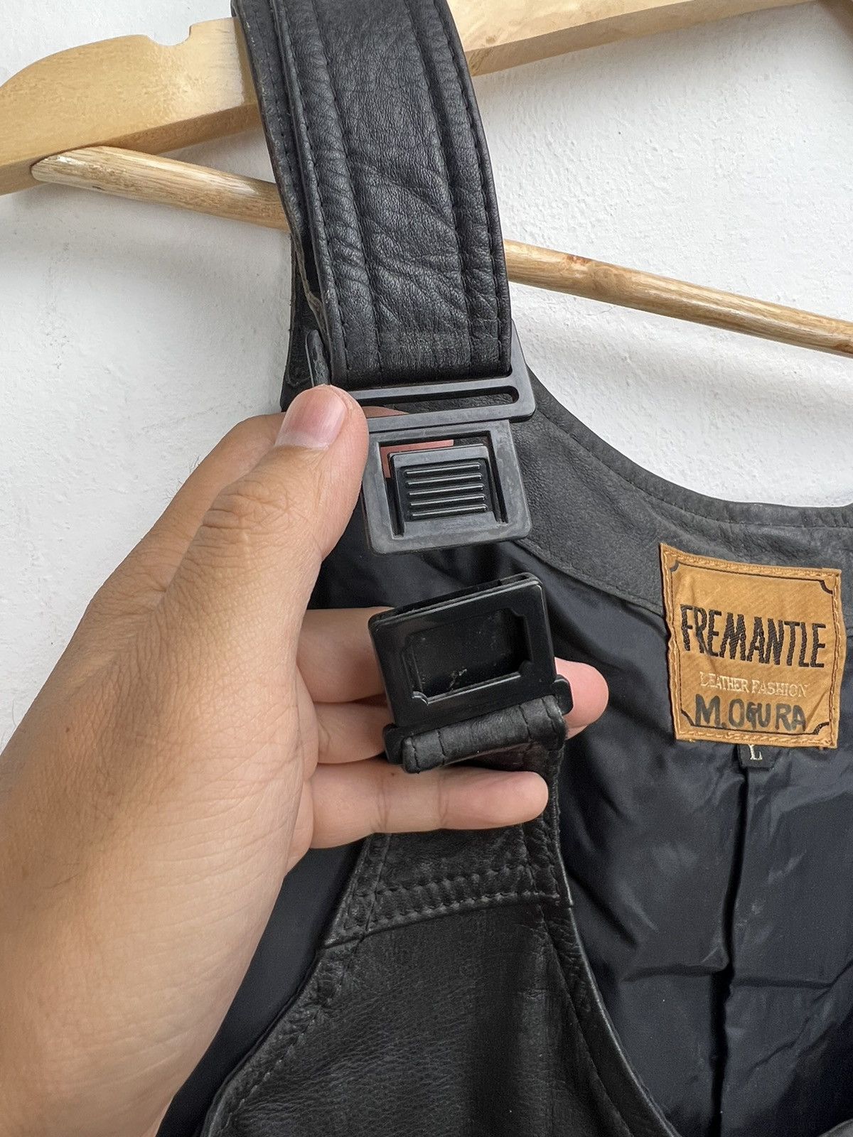 Leather 🔥Rare🔥Vintage Fremantle Leather Jumpsuit/ Overall Size US 41 - 14 Thumbnail