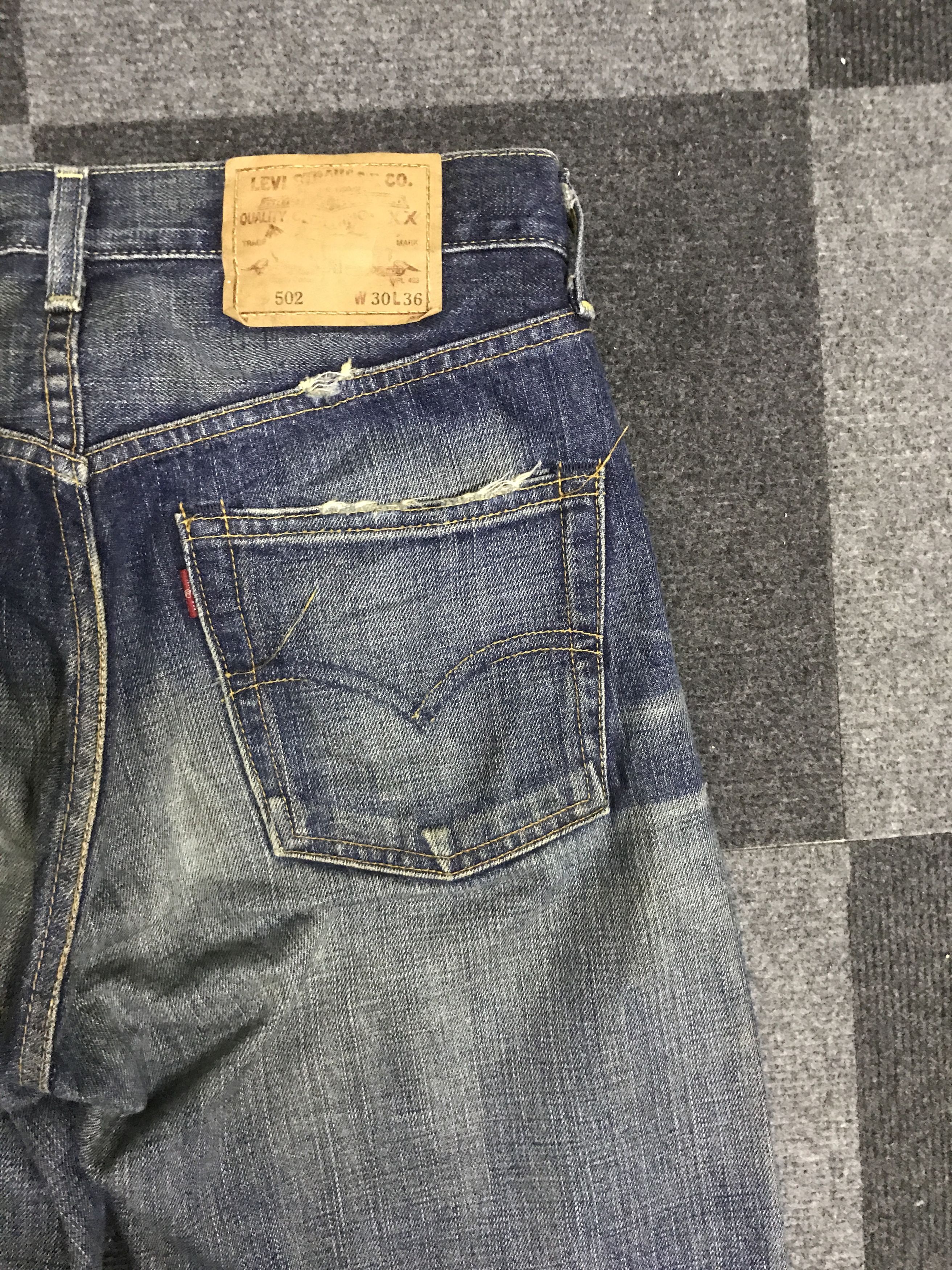 Levi's × Vintage VLEV123-Vtg LEVIS 502 BIG E Red Line Distressed Jeans Size US 30 / EU 46 - 14 Thumbnail