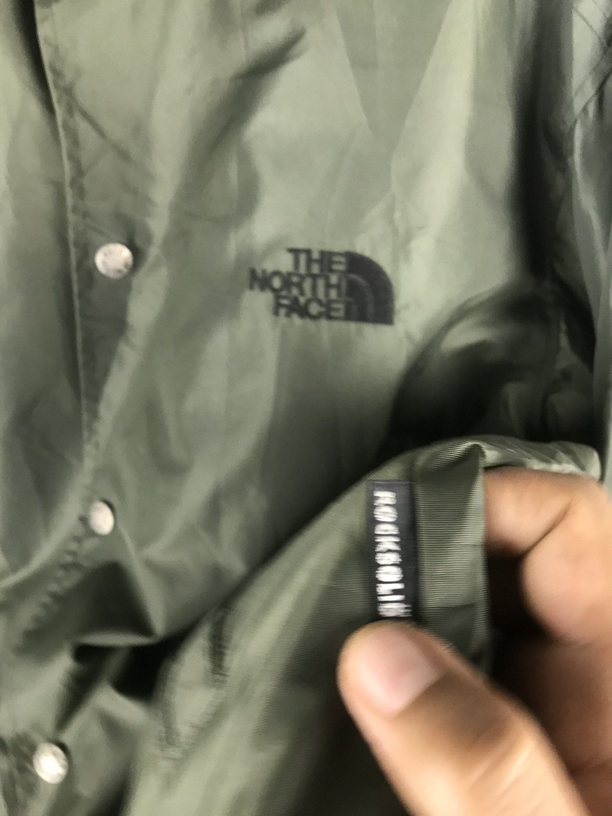 The North Face 🔥SALE🔥THE NORTH FACE ROCK SOLID COACH JACKET STYLE Size US M / EU 48-50 / 2 - 6 Thumbnail