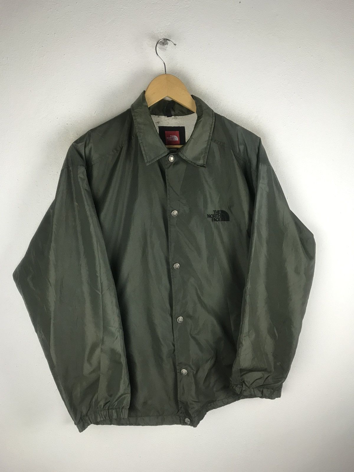 The North Face 🔥SALE🔥THE NORTH FACE ROCK SOLID COACH JACKET STYLE Size US M / EU 48-50 / 2 - 3 Thumbnail