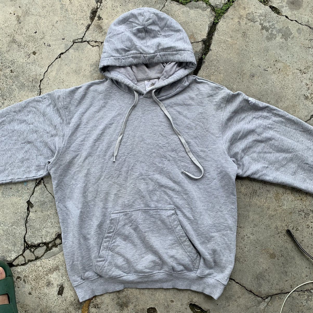 Adidas Adidas vintage Y2k hoodie sweatshirt Size US M / EU 48-50 / 2 - 5 Thumbnail