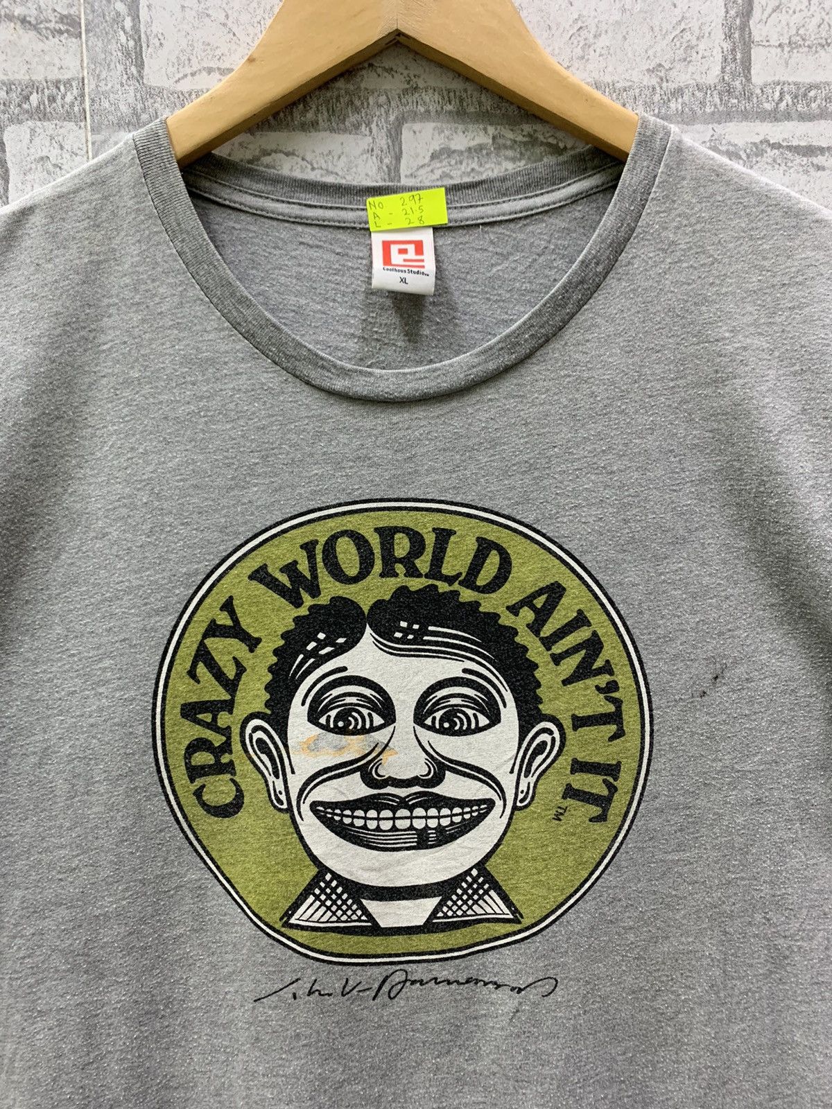 Vintage John Van Hamersveld Crazy World Ain’t It Pop Art T-shirts Size US XL / EU 56 / 4 - 5 Thumbnail