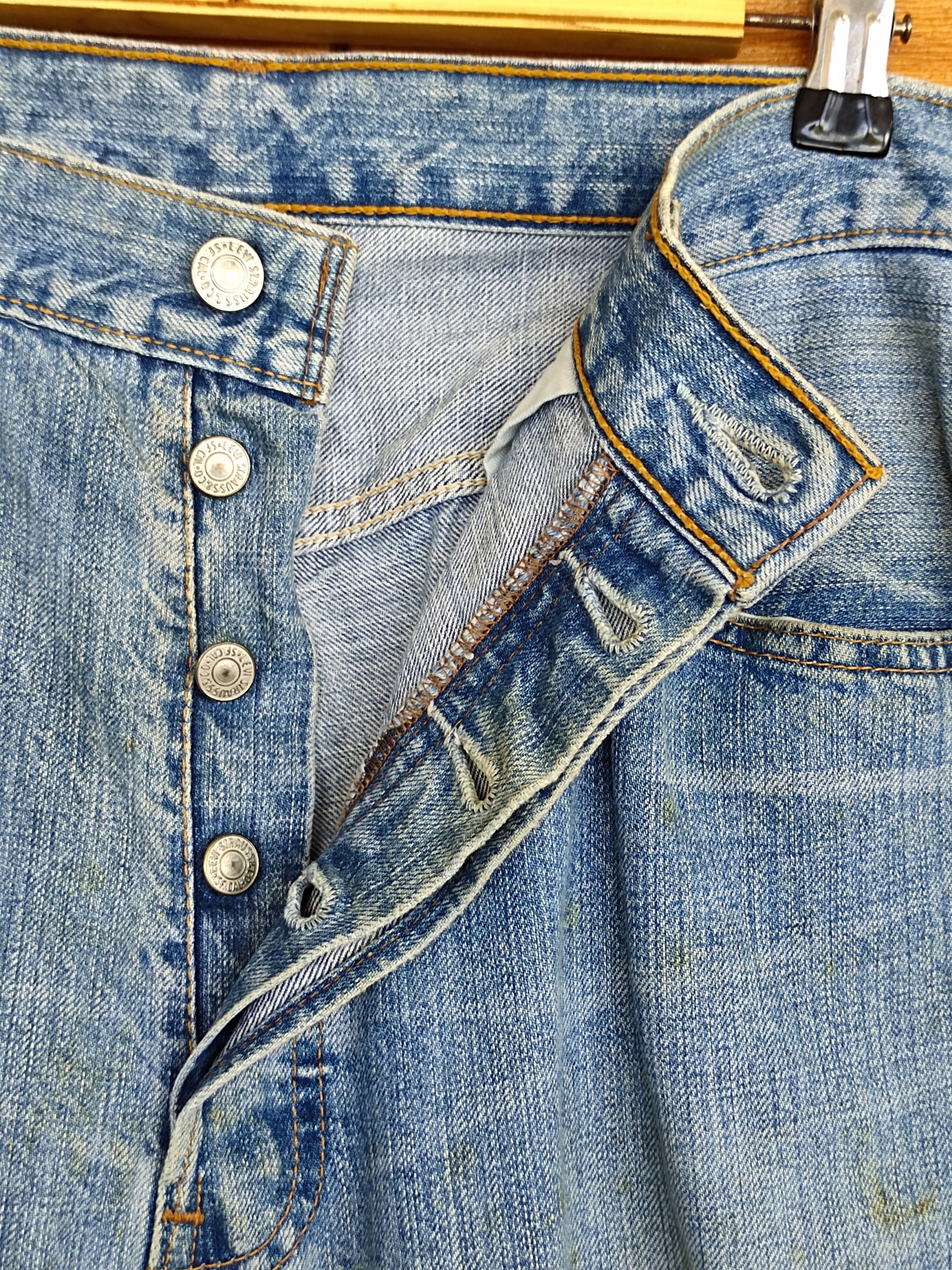 Levi's Vintage Levi's 501 Dirty Wash Denim Jeans Grunge Rock Size US 34 / EU 50 - 18 Thumbnail