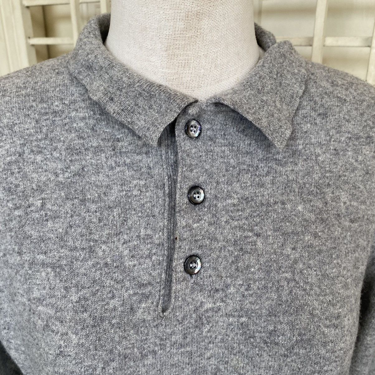 Burberry vintage burberry wool polo Size XS / US 0-2 / IT 36-38 - 2 Thumbnail