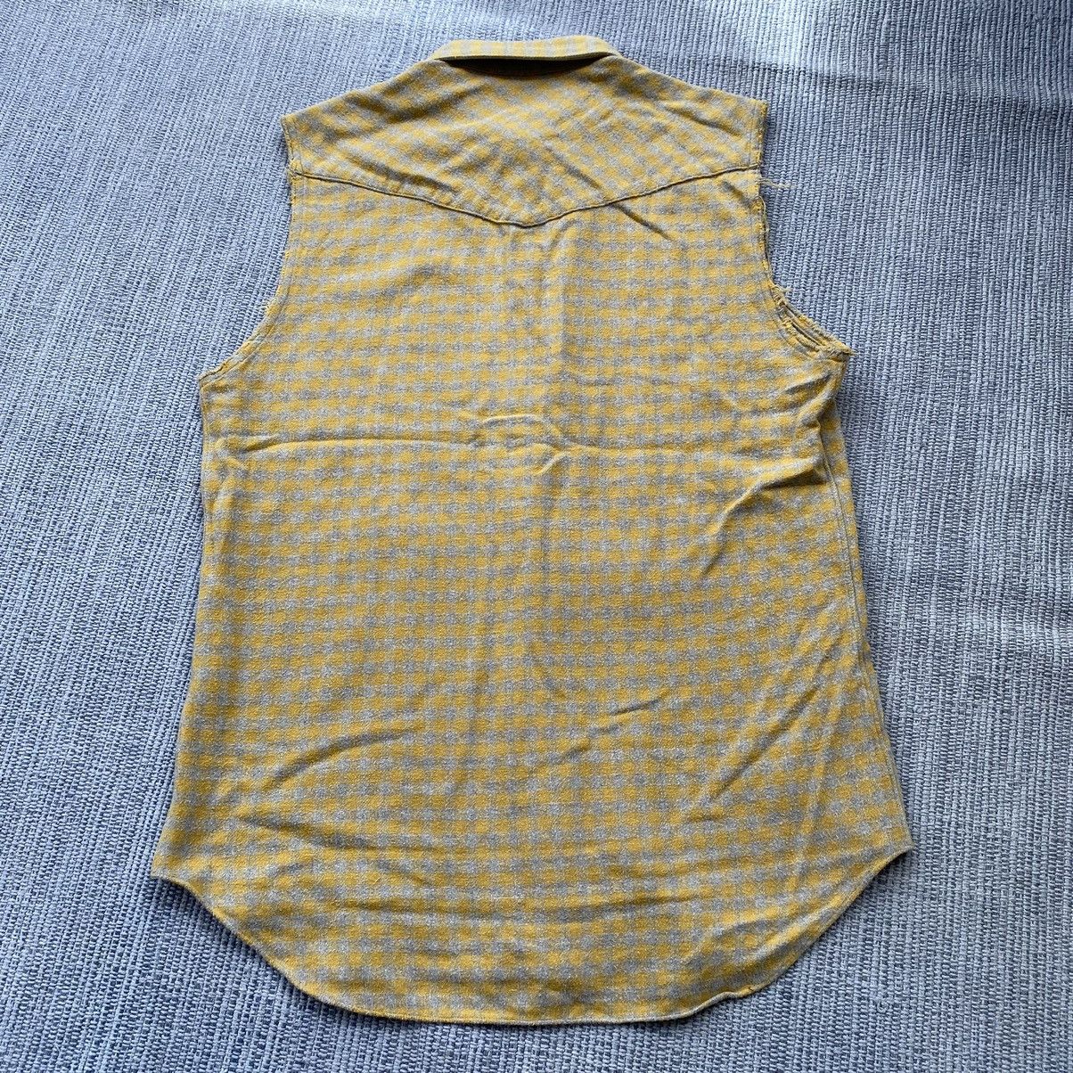 Japanese Brand sleeveless shirt Size US M / EU 48-50 / 2 - 8 Thumbnail