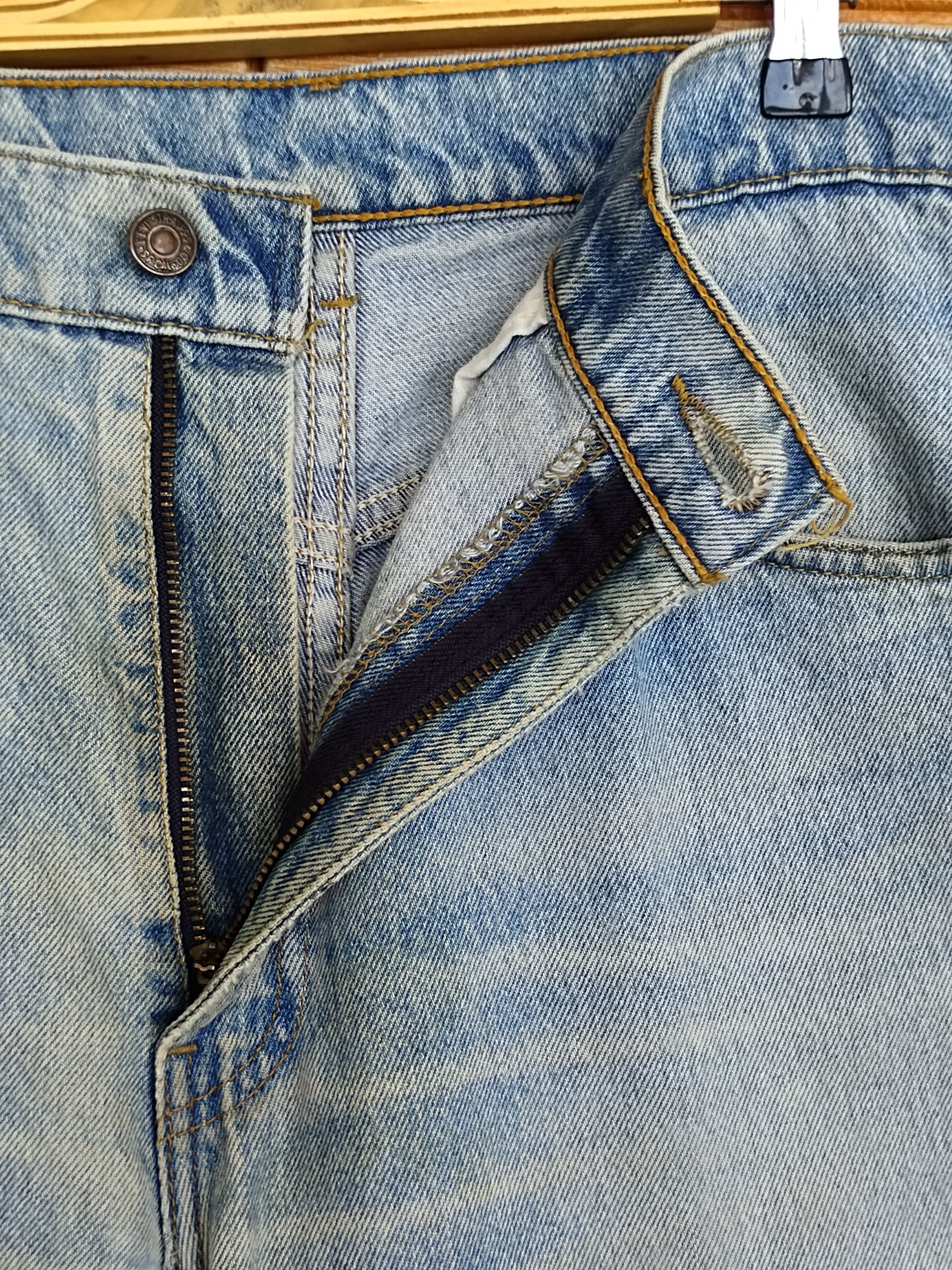 Levi's Vintage Levi's 607 Dirty Light Wash Denim Jeans Orange Tag Size US 33 - 21 Thumbnail
