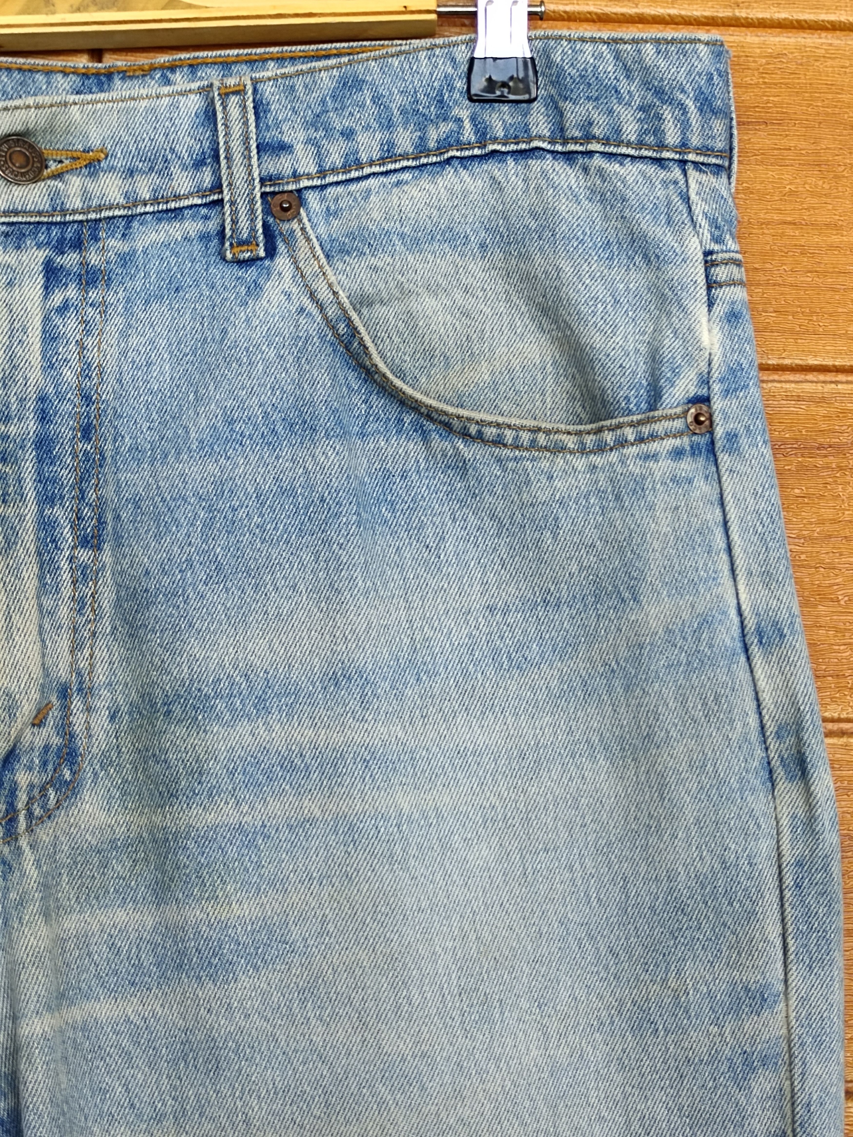 Levi's Vintage Levi's 607 Dirty Light Wash Denim Jeans Orange Tag Size US 33 - 3 Thumbnail